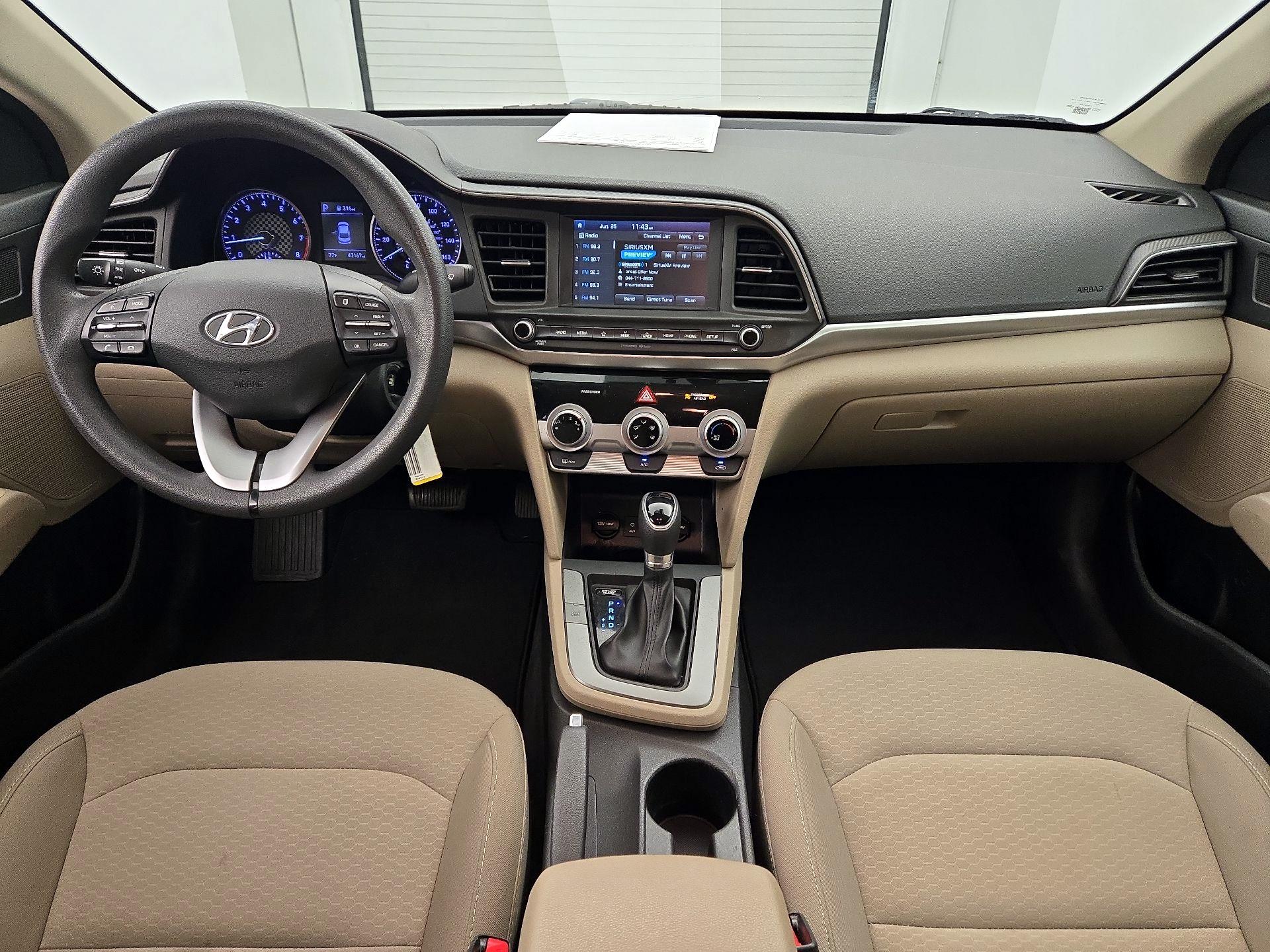 Thumbnail: 2019 Hyundai Elantra - 9