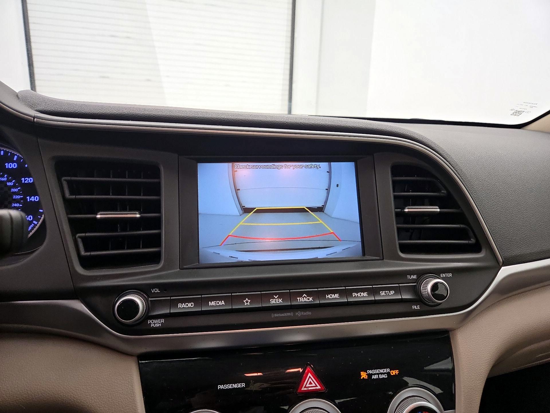 Thumbnail: 2019 Hyundai Elantra - 14