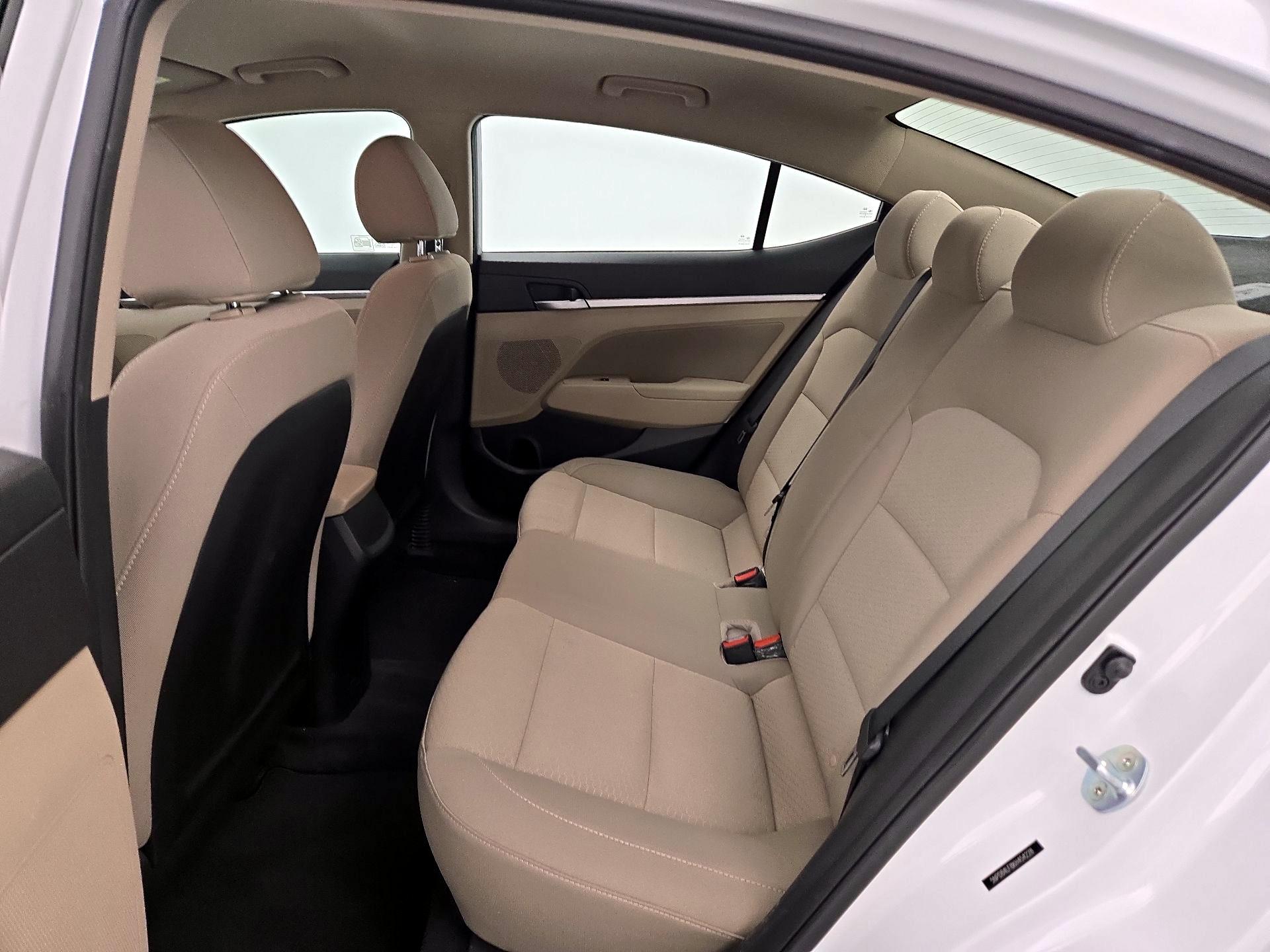 Thumbnail: 2019 Hyundai Elantra - 19
