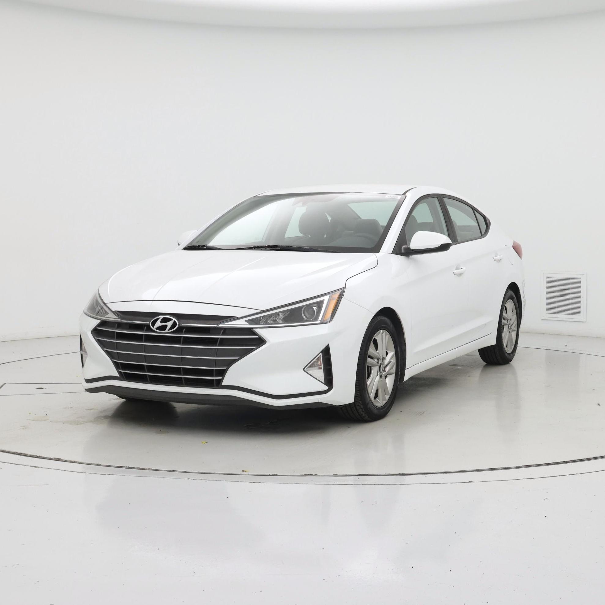 Thumbnail: 2019 Hyundai Elantra - 4