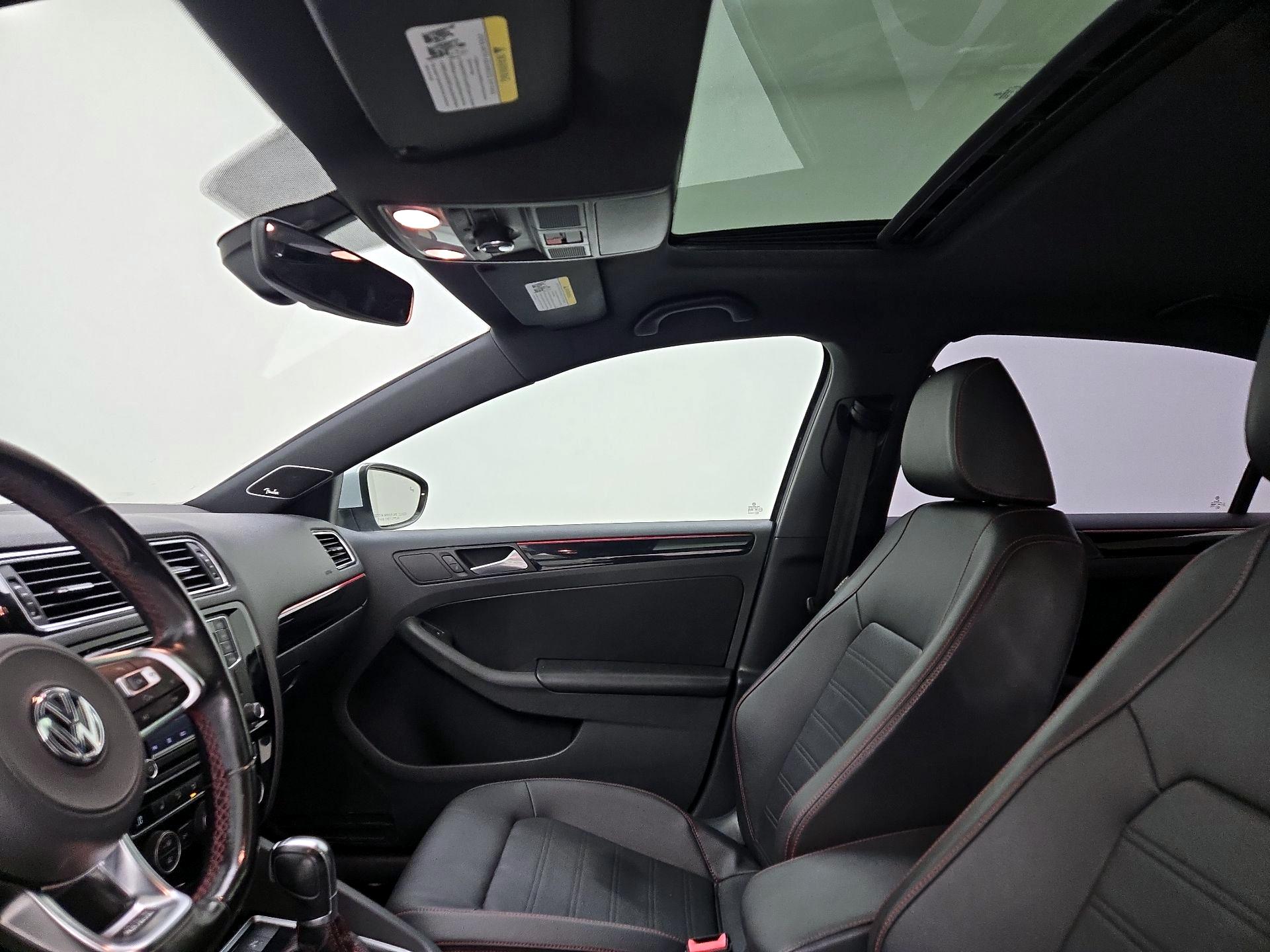 Thumbnail: 2017 Volkswagen Jetta - 20