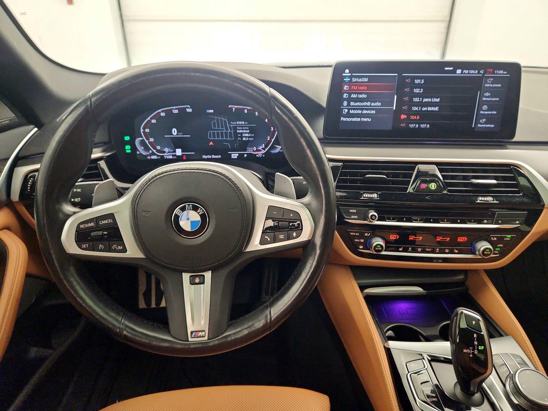 Thumbnail: 2023 BMW 5 Series - 10