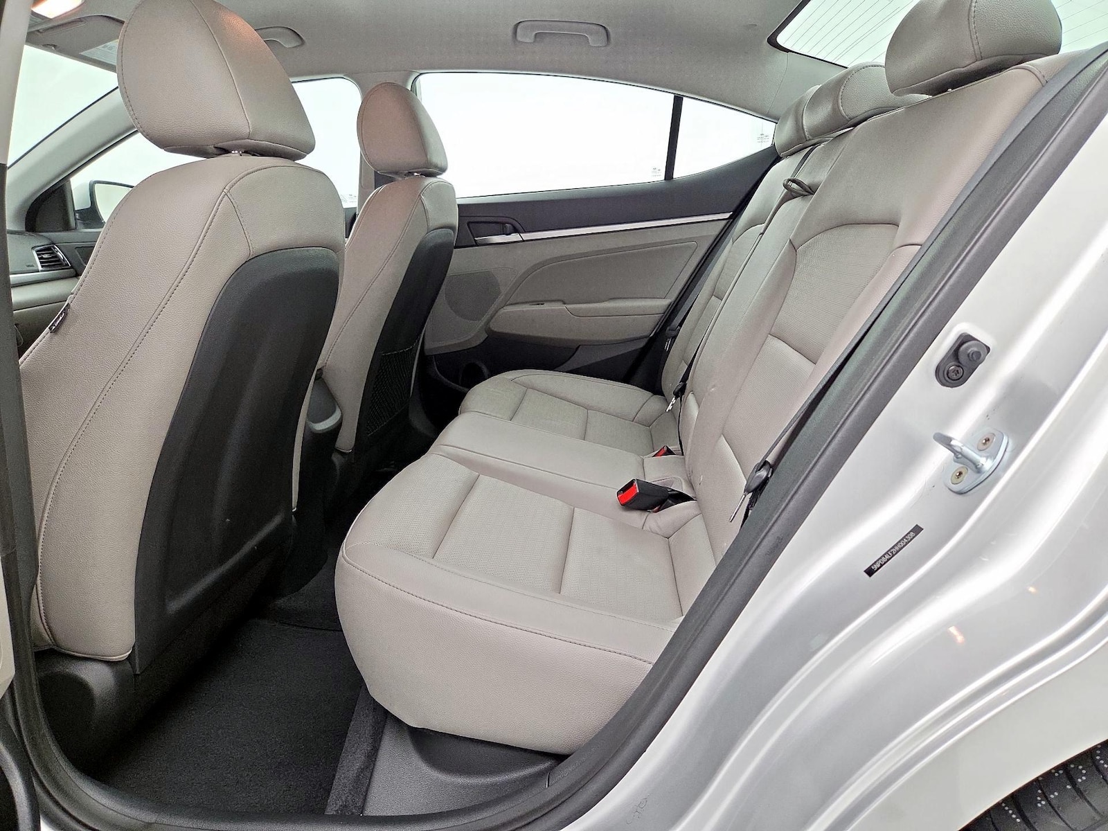 2017 Hyundai Elantra Limited - Photo 20