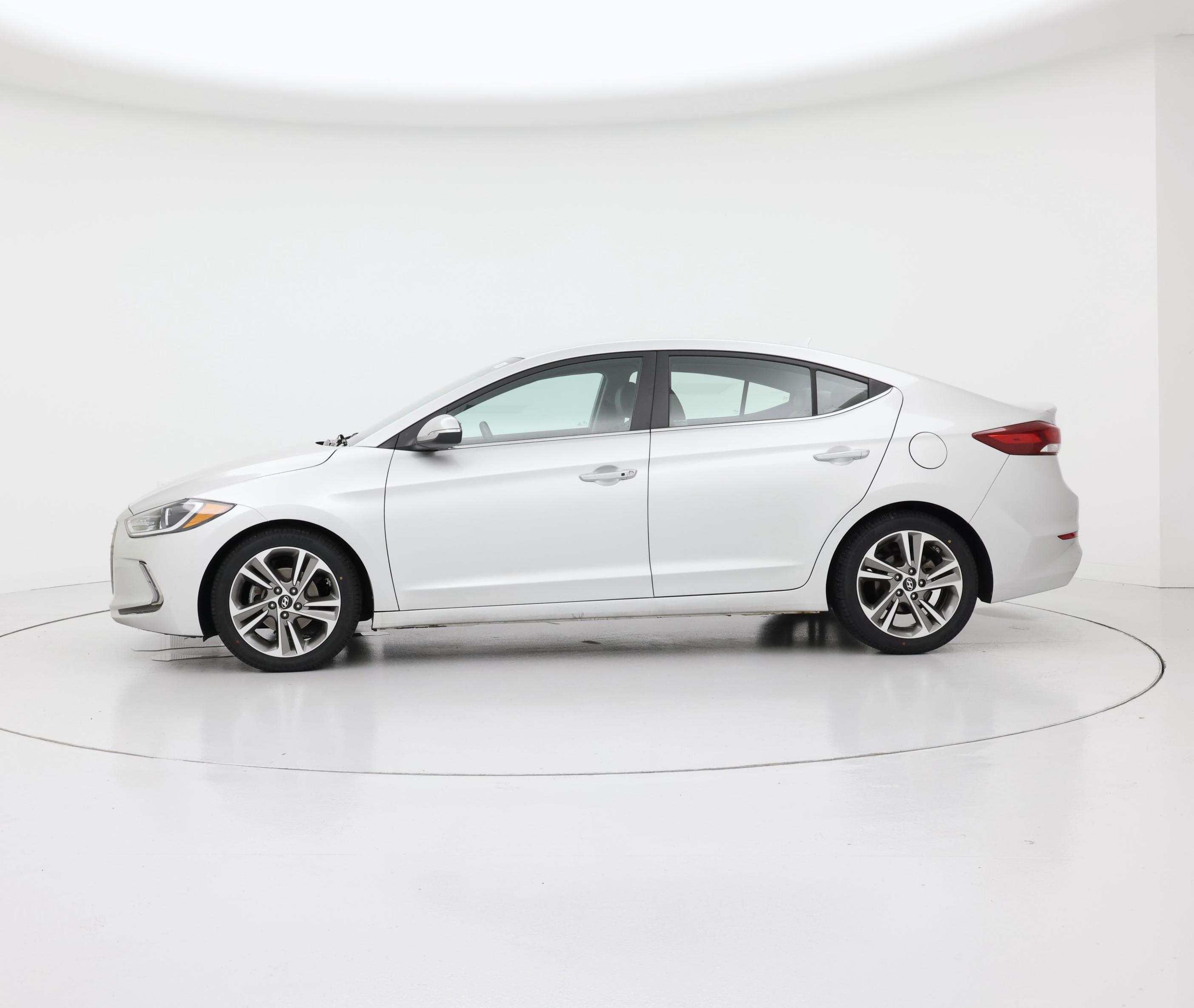 Thumbnail: 2017 Hyundai Elantra - 3