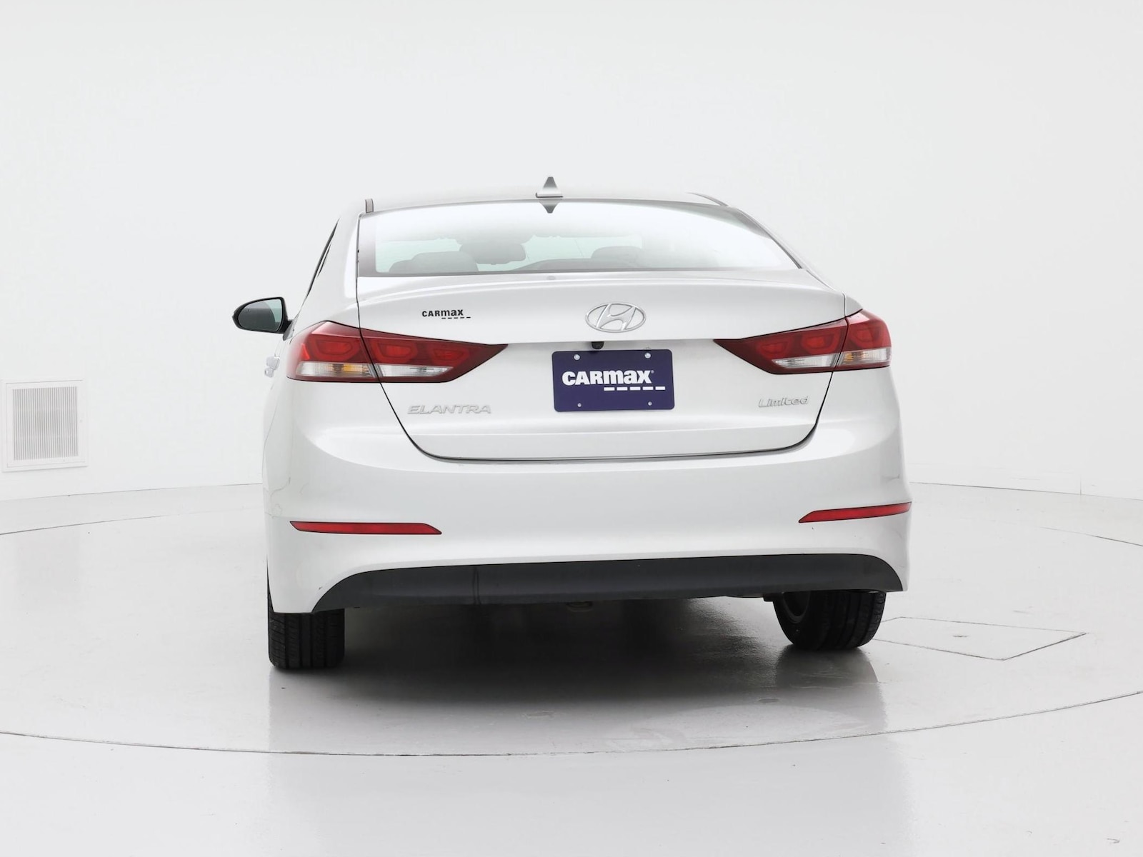 2017 Hyundai Elantra Limited - Photo 7