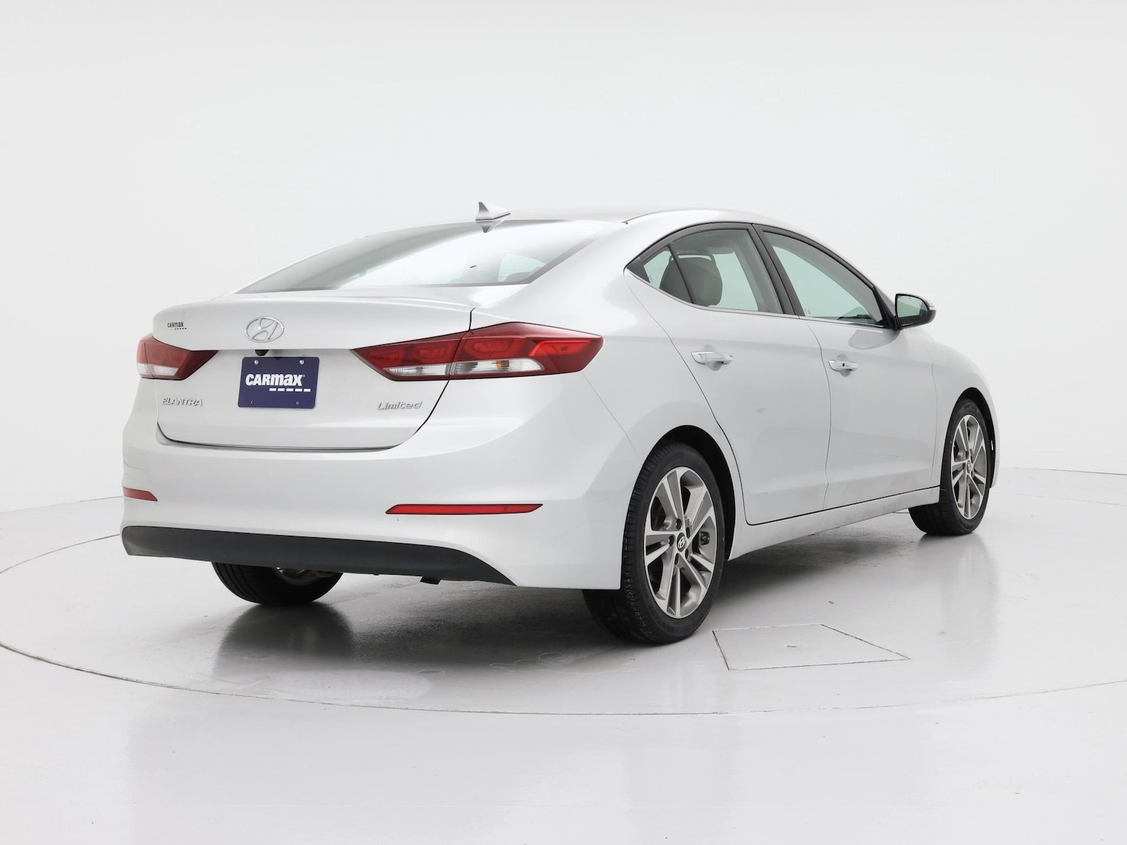 2017 Hyundai Elantra Limited - Photo 9