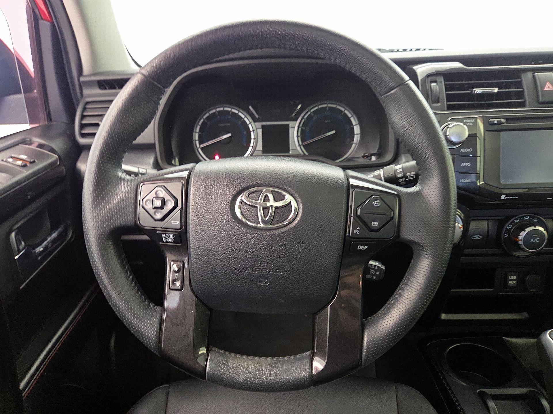 Thumbnail: 2019 Toyota 4Runner - 10