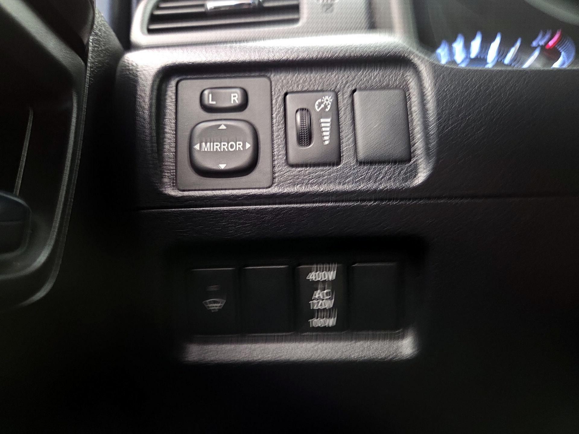 Thumbnail: 2019 Toyota 4Runner - 13