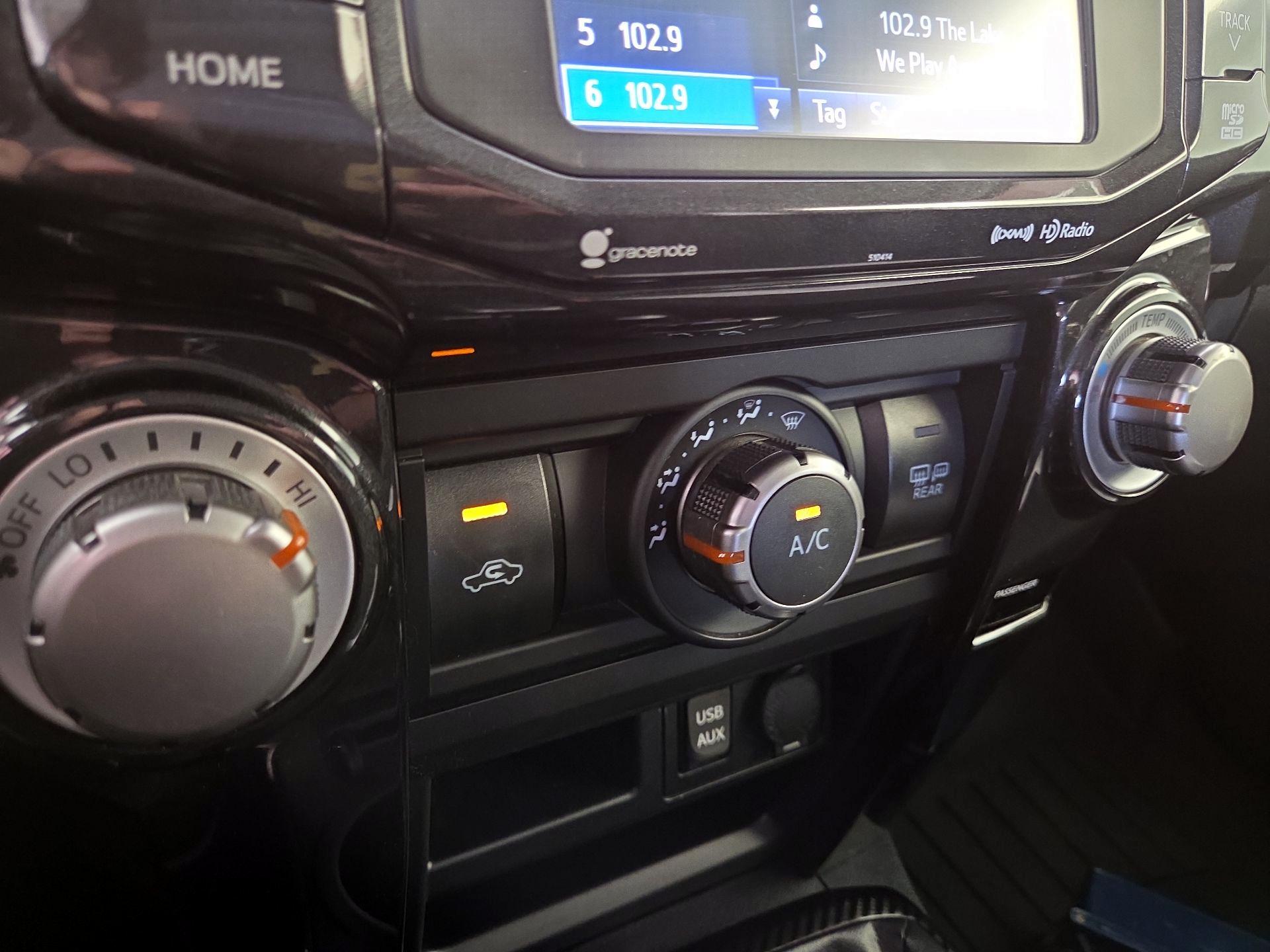 Thumbnail: 2019 Toyota 4Runner - 16