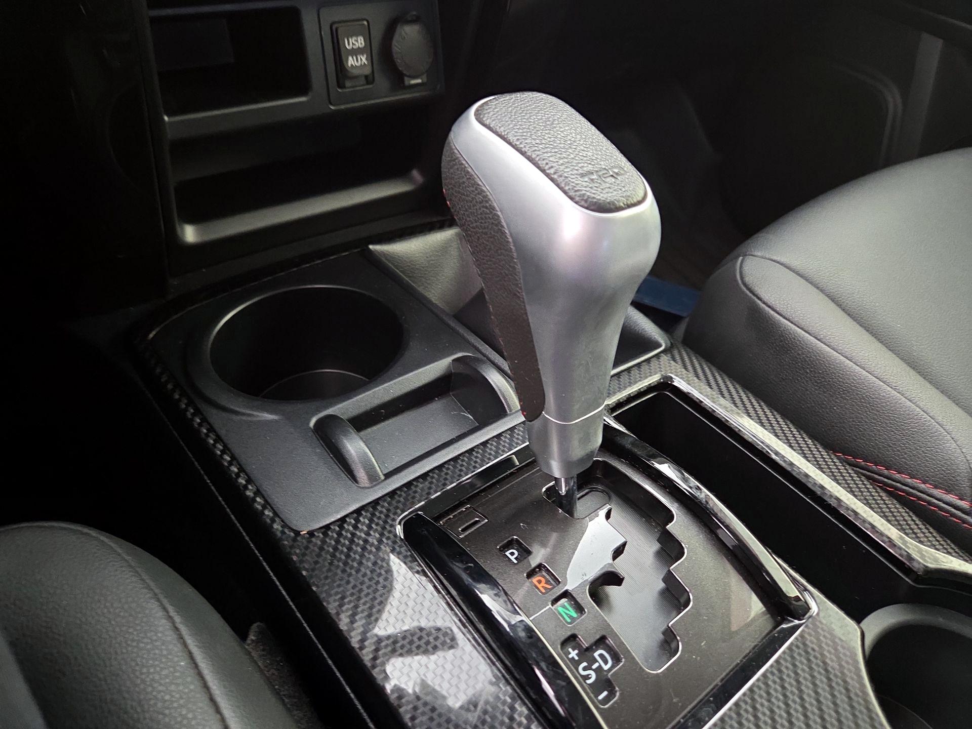 Thumbnail: 2019 Toyota 4Runner - 17