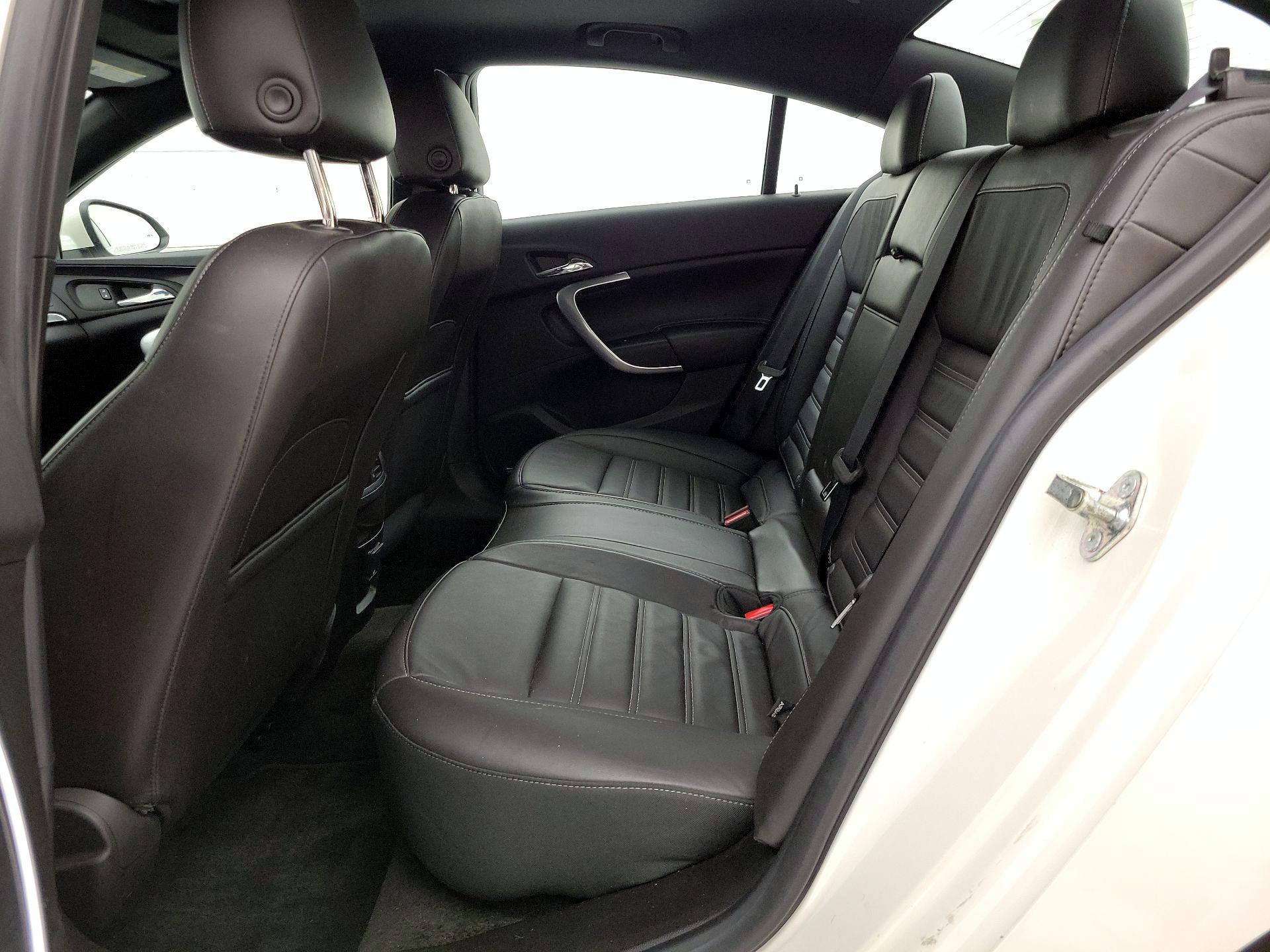 Thumbnail: 2015 Buick Regal - 19