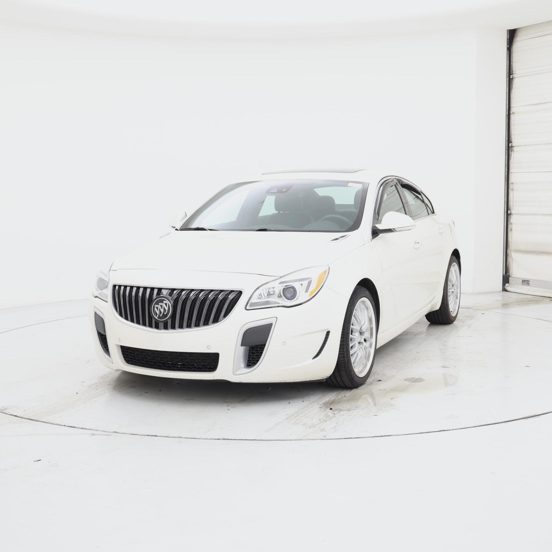 Thumbnail: 2015 Buick Regal - 4