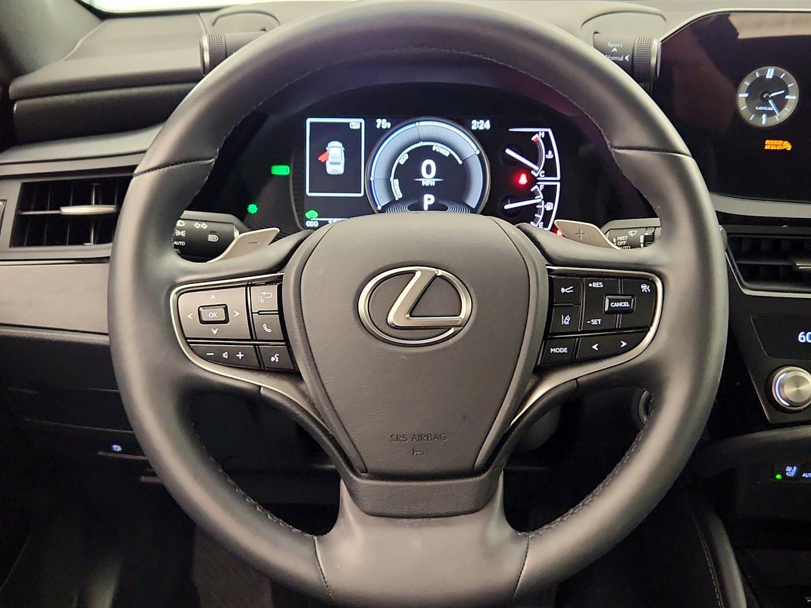 2025 Lexus ES Hybrid 300h - Photo 11