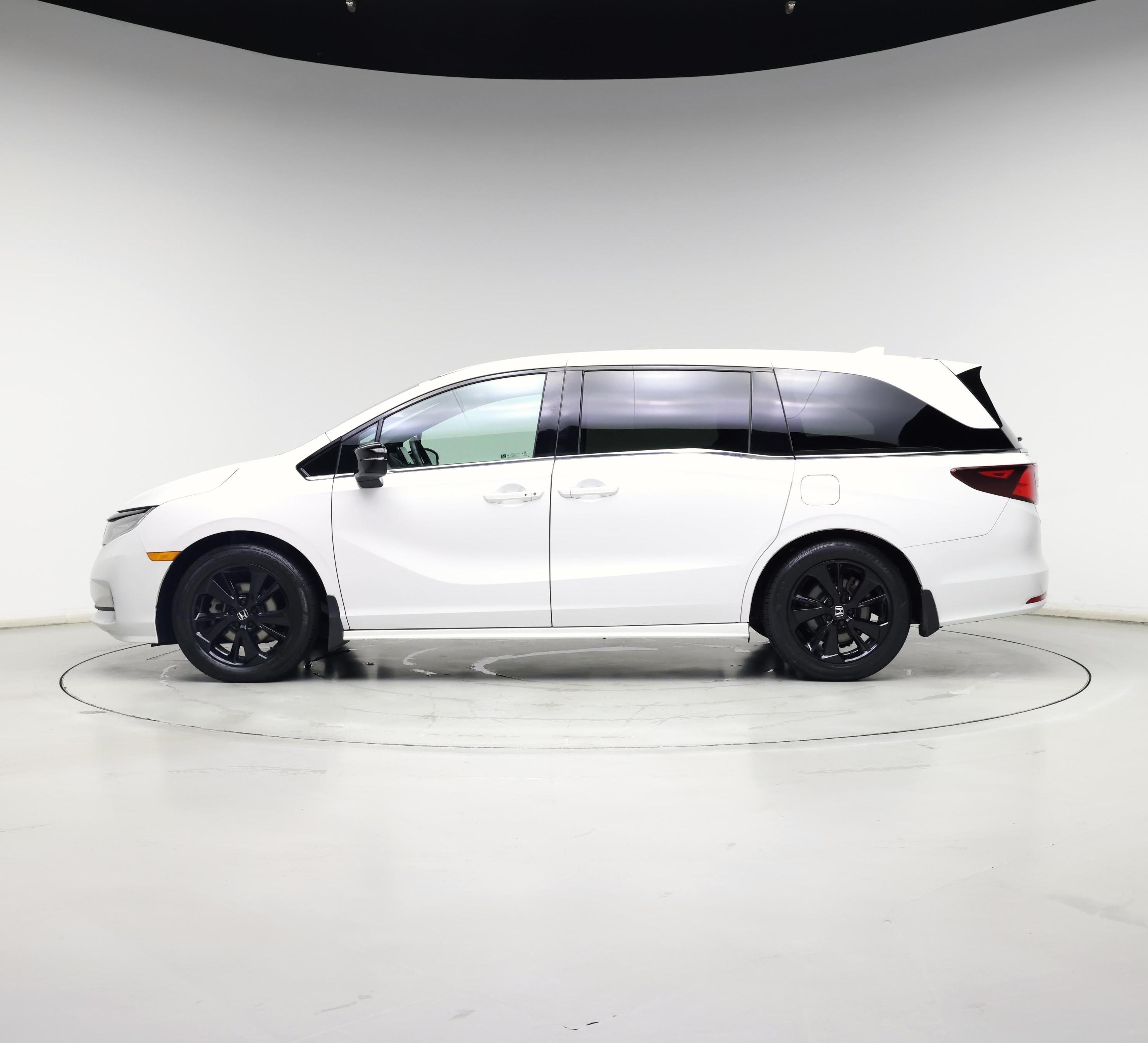 Thumbnail: 2024 Honda Odyssey - 3