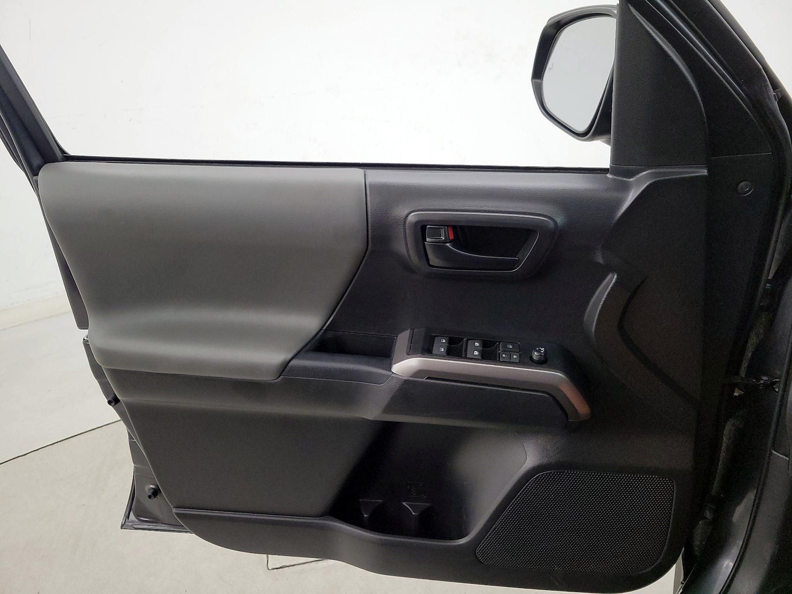 2023 Toyota Tacoma 13