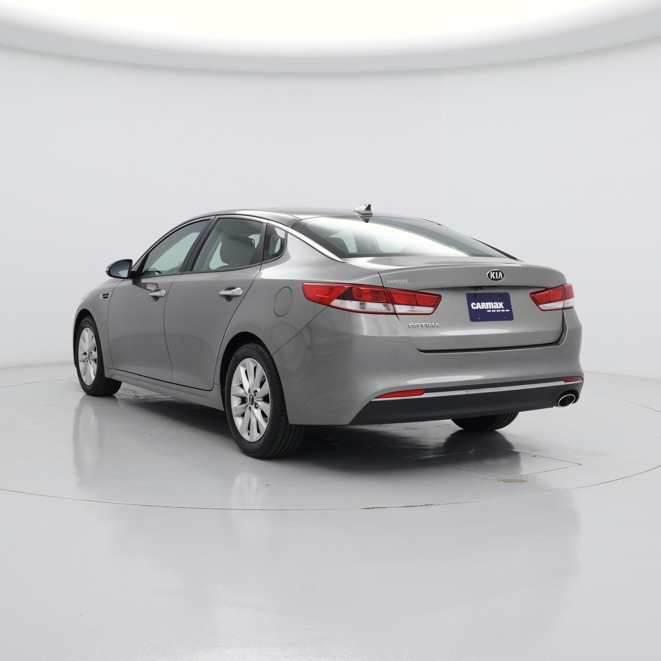 Thumbnail: 2016 Kia Optima - 2