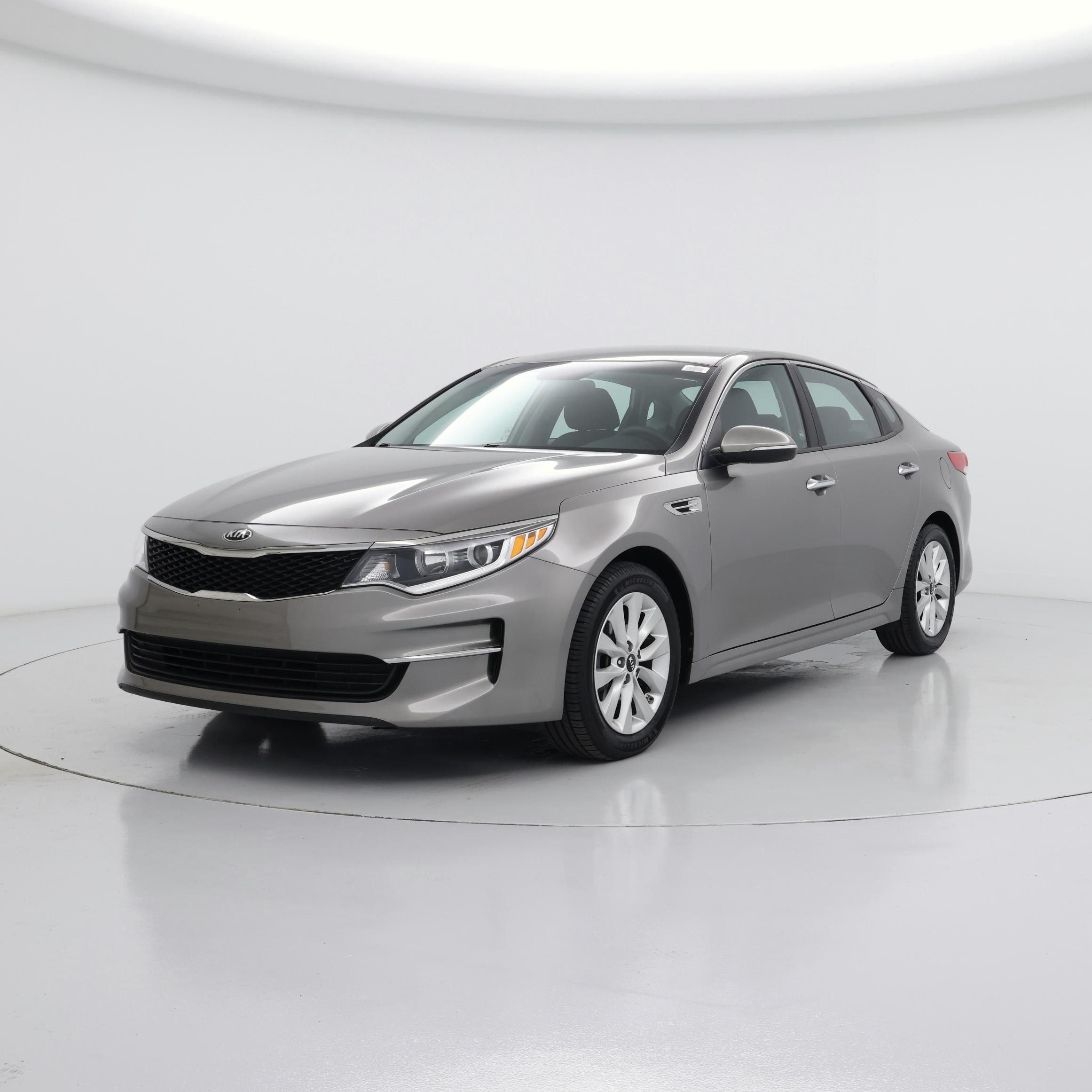 Thumbnail: 2016 Kia Optima - 4