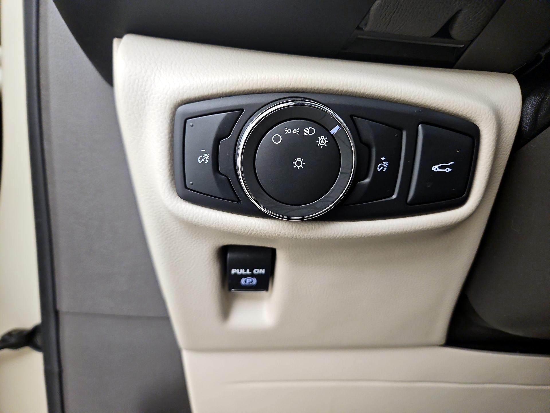 Thumbnail: 2018 Lincoln MKX - 13