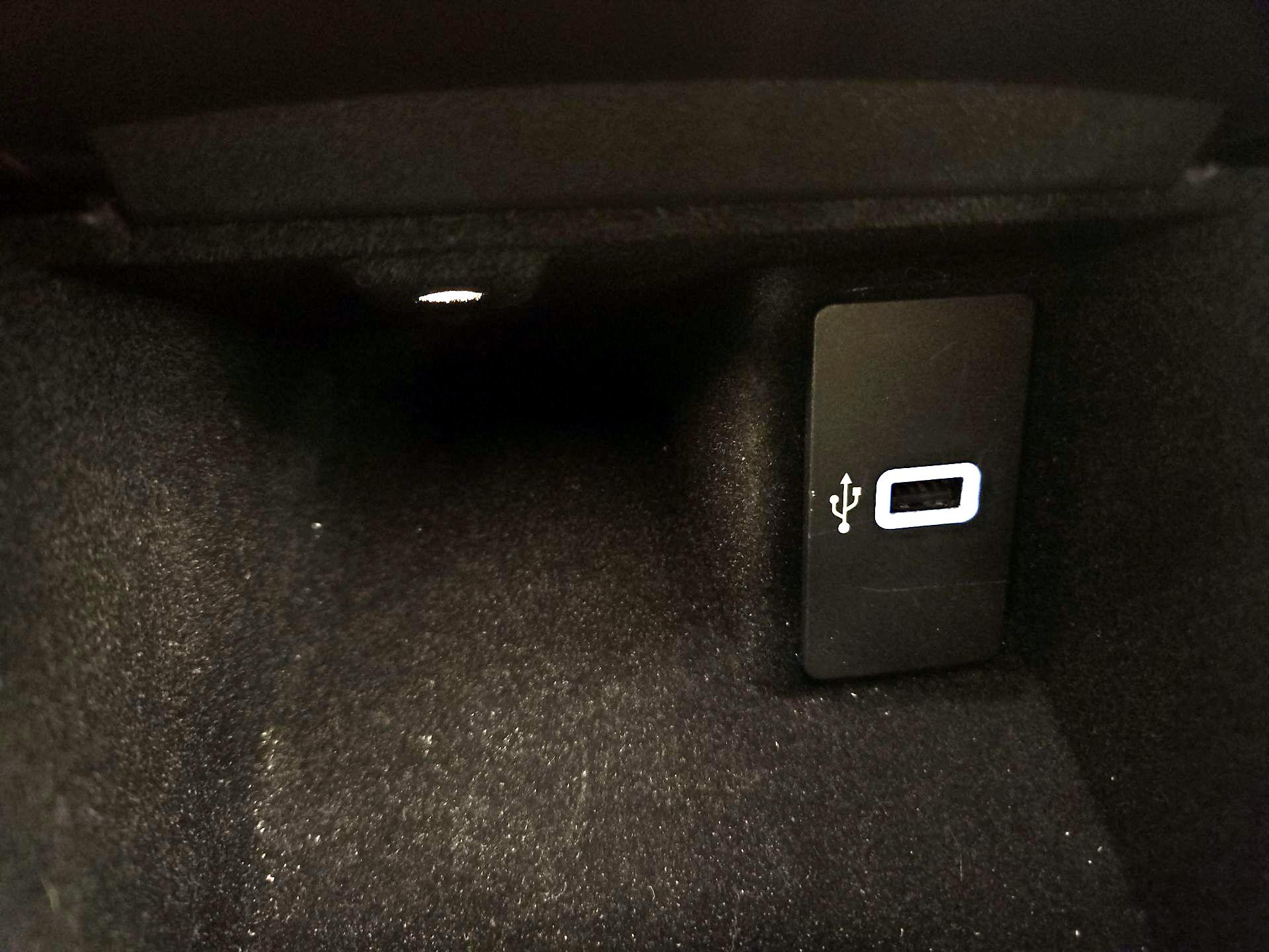 Thumbnail: 2018 Lincoln MKX - 19