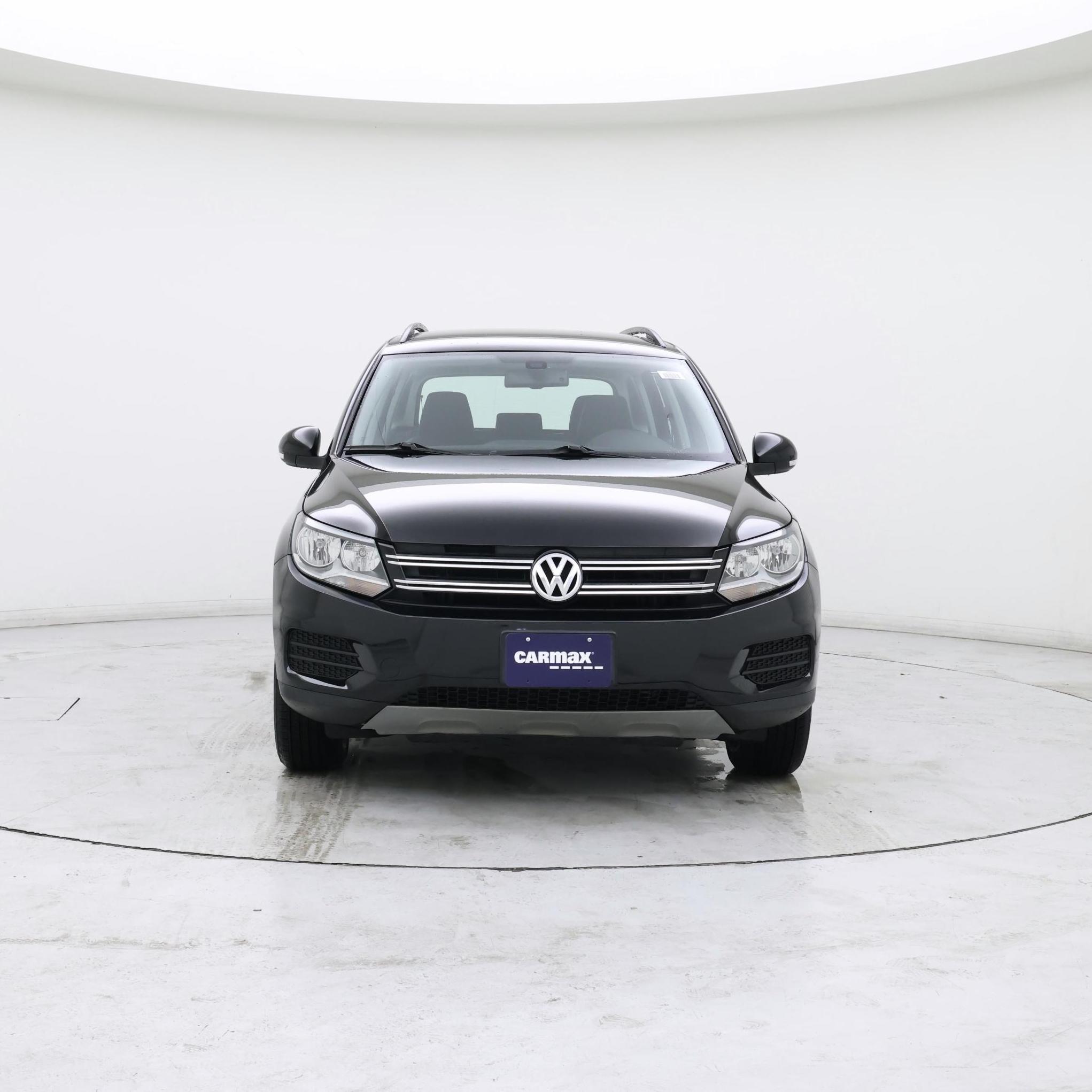Thumbnail: 2017 Volkswagen Tiguan - 5