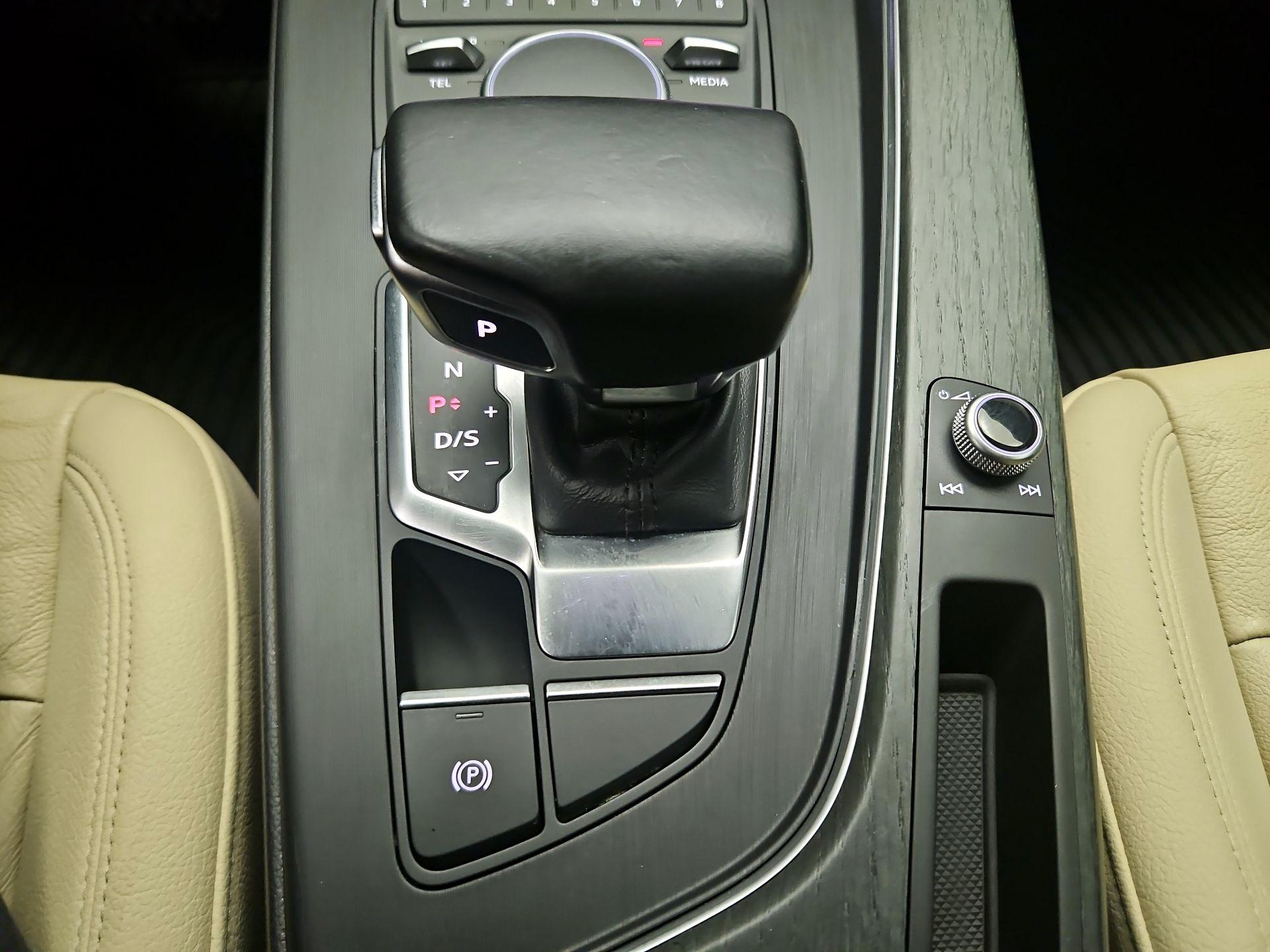 Thumbnail: 2017 Audi A4 - 18