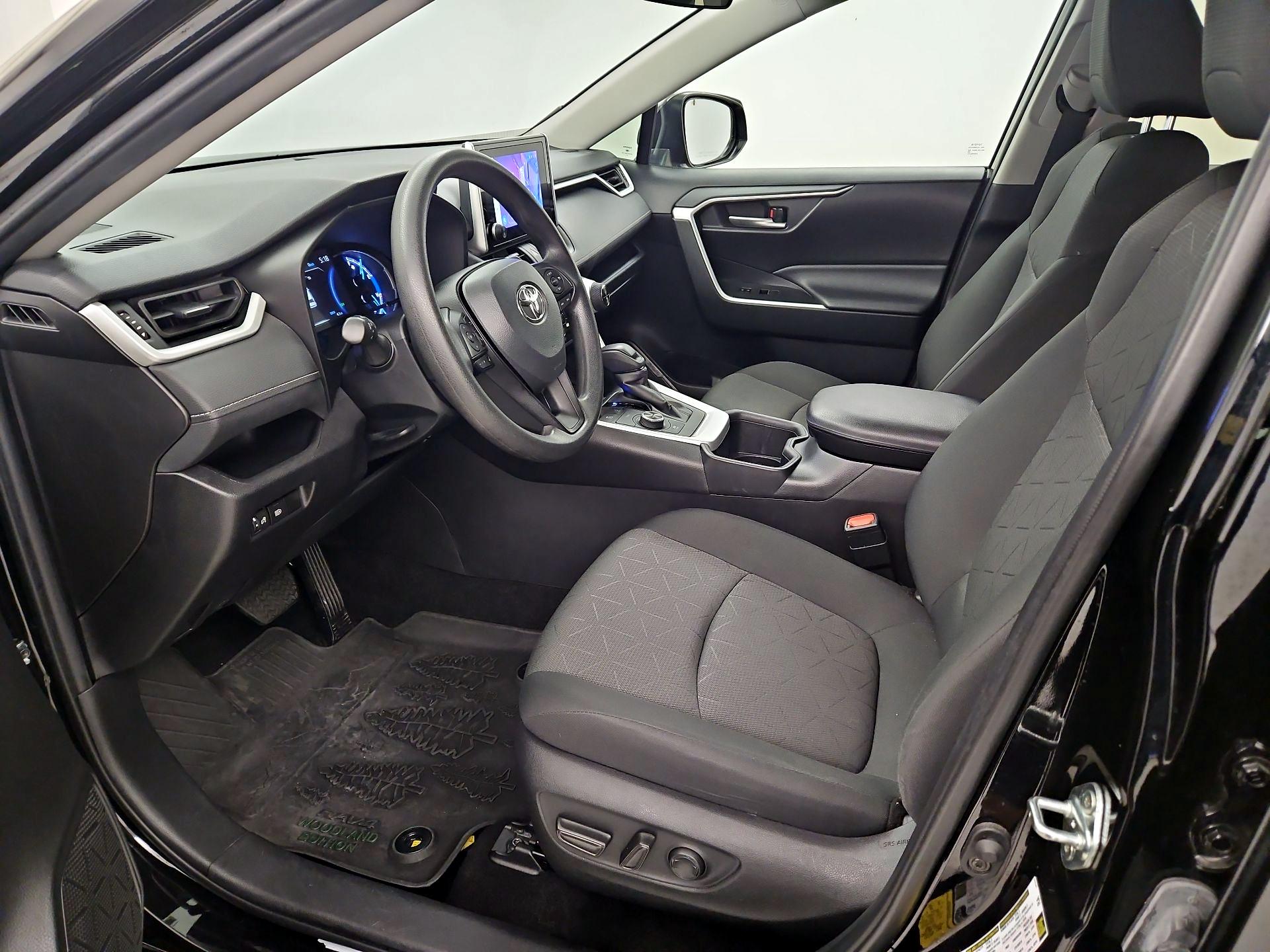 Thumbnail: 2024 Toyota RAV4 - 11