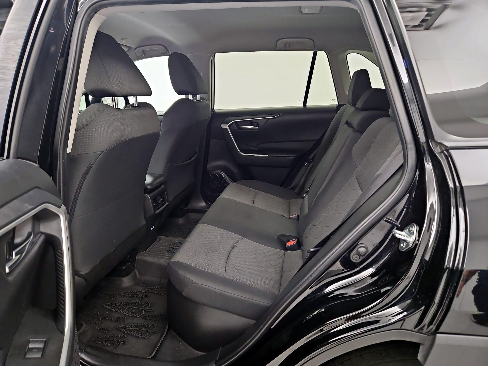 Thumbnail: 2024 Toyota RAV4 - 19