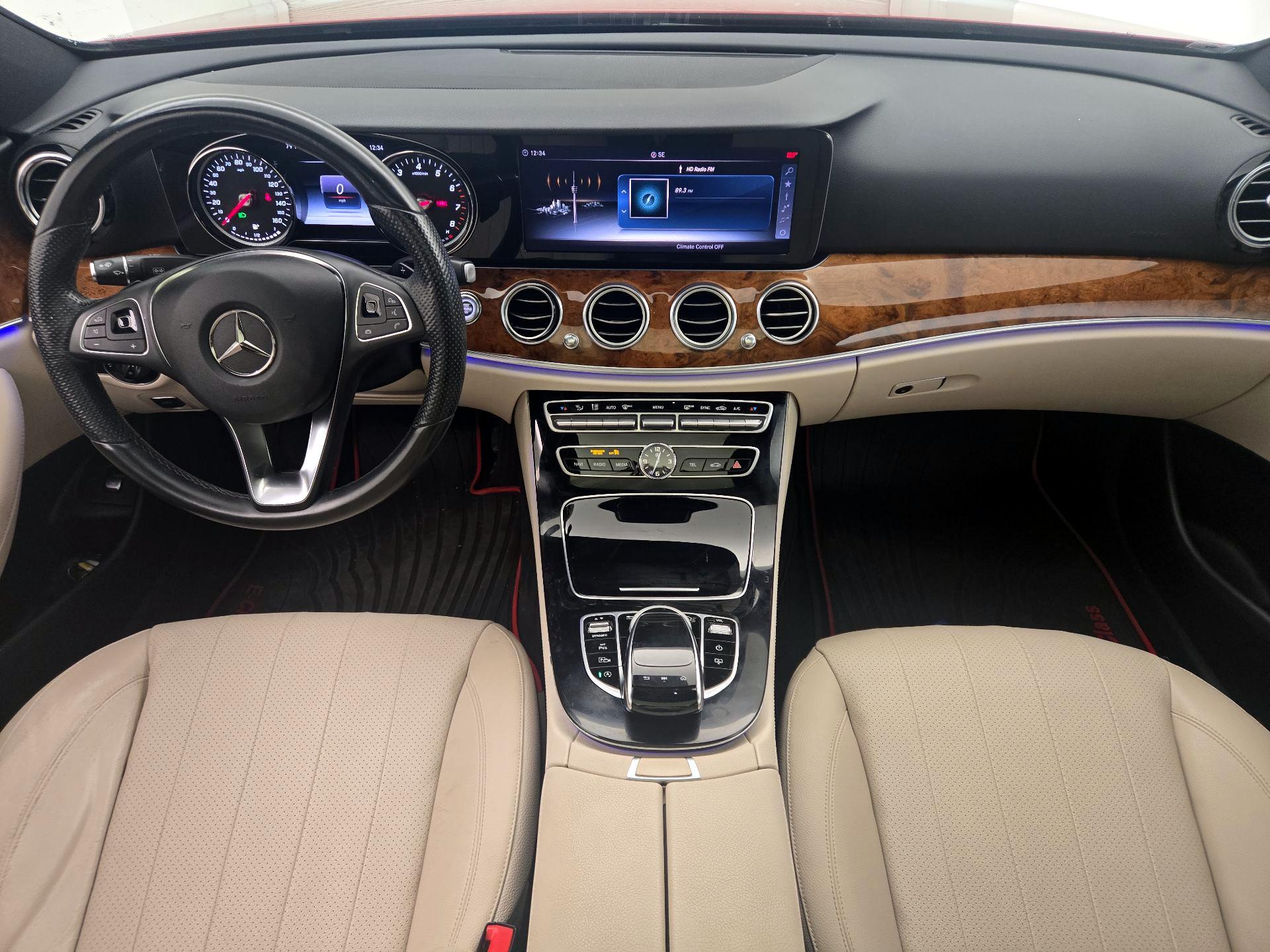 Thumbnail: 2018 Mercedes-Benz E-Class - 9