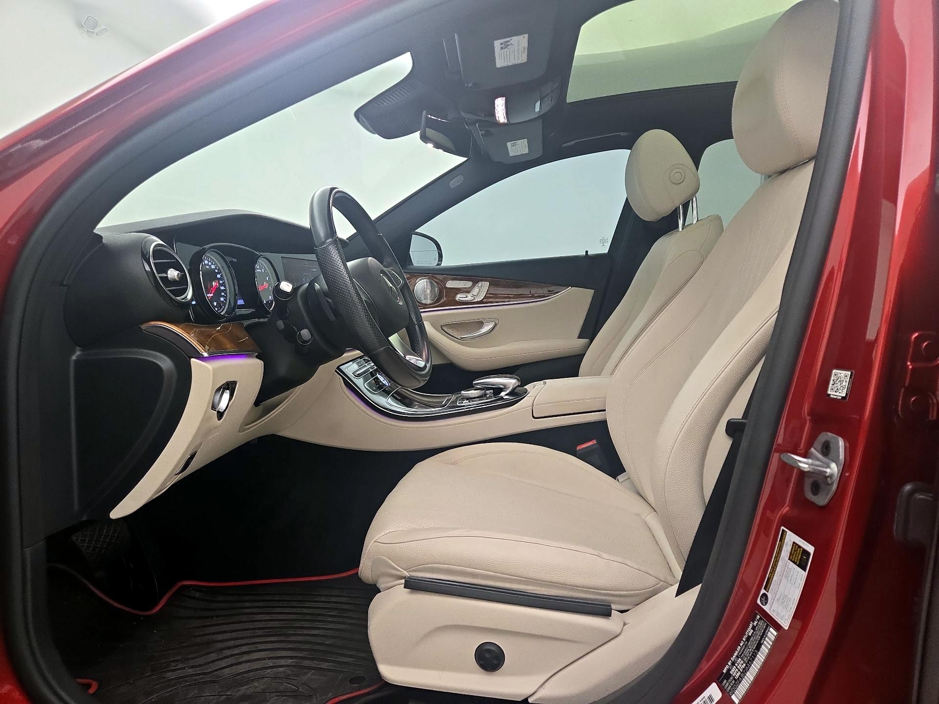 Thumbnail: 2018 Mercedes-Benz E-Class - 11