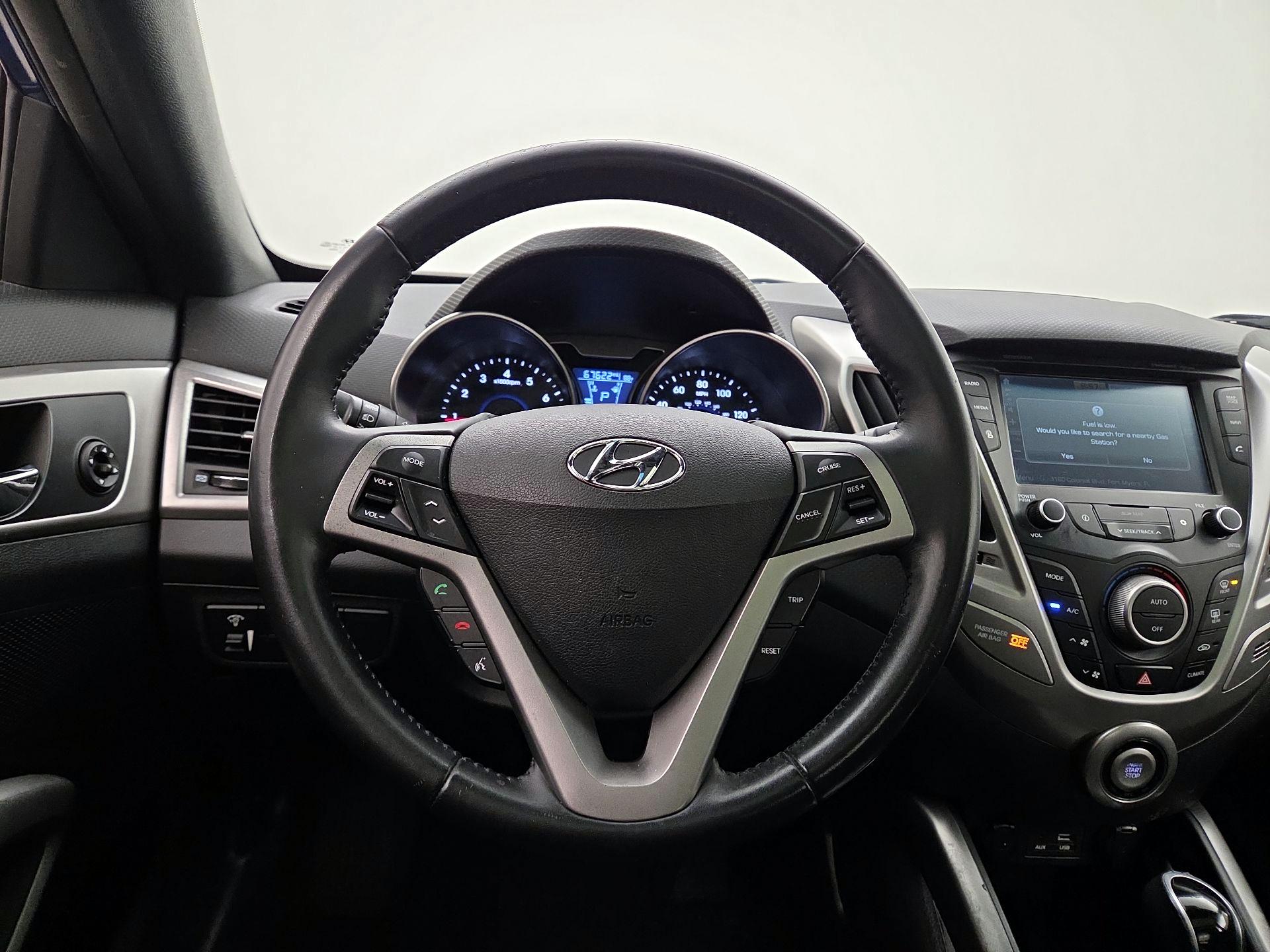 Thumbnail: 2017 Hyundai Veloster - 10