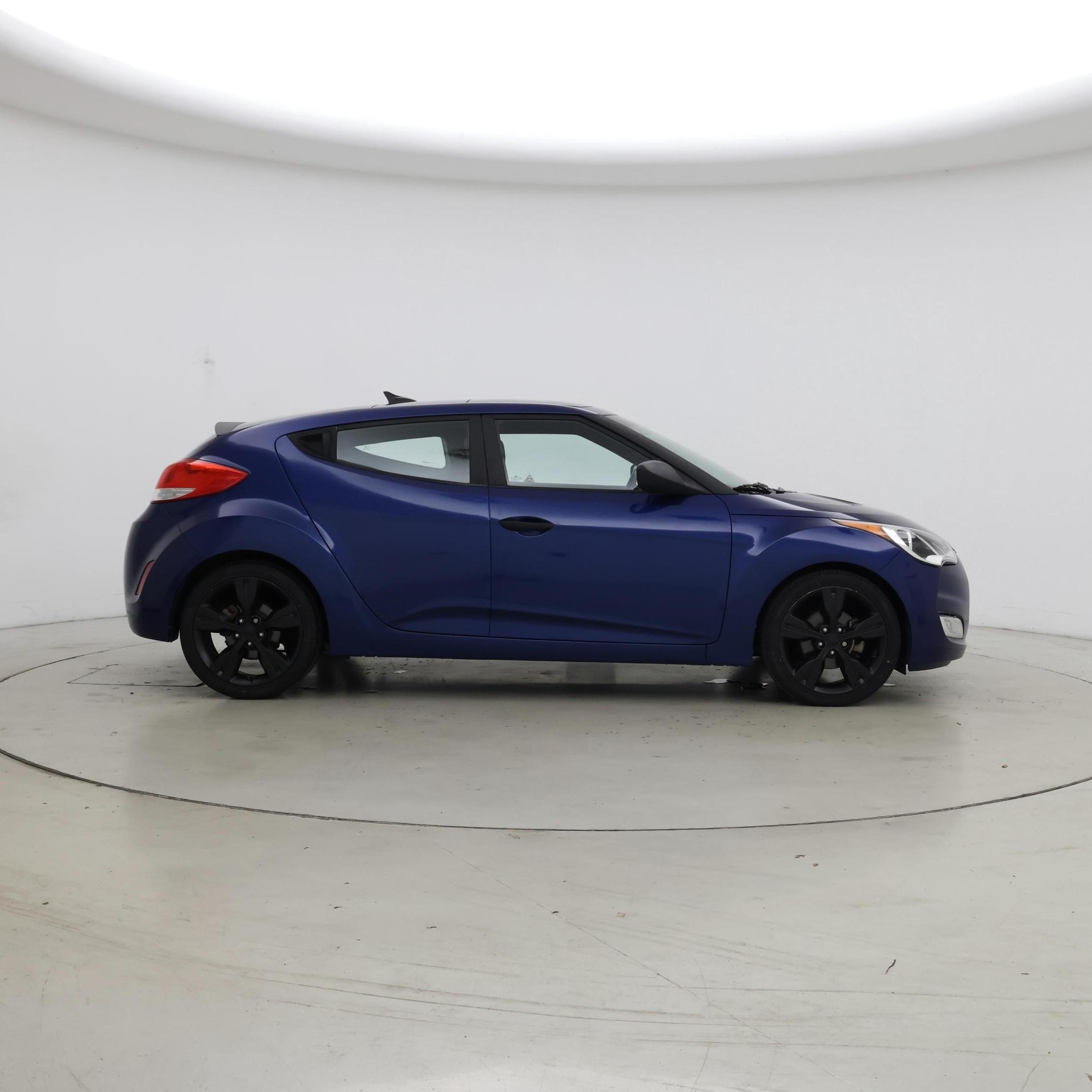 Thumbnail: 2017 Hyundai Veloster - 7