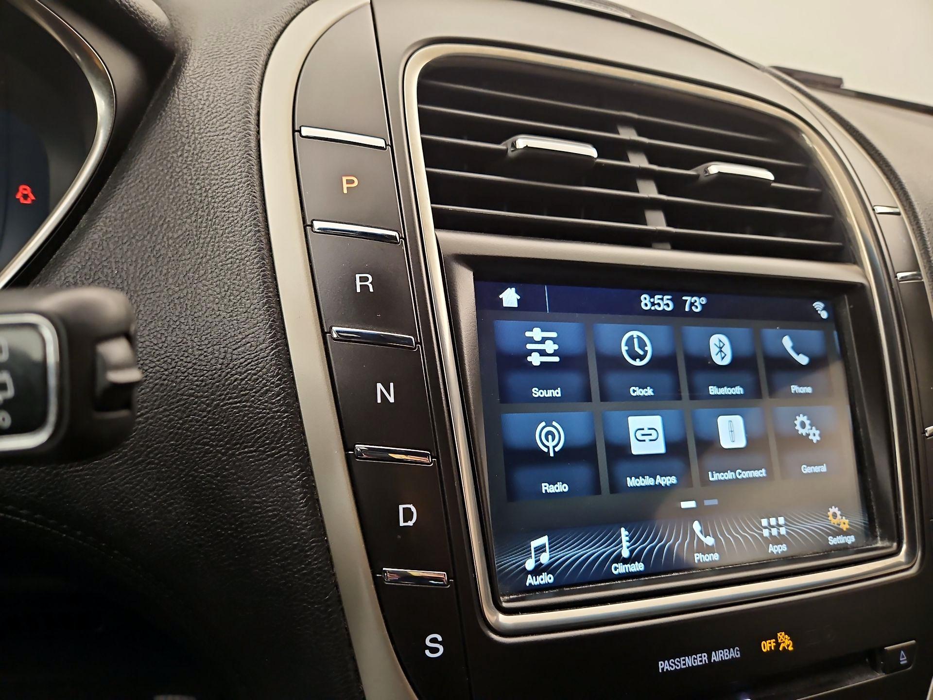 Thumbnail: 2019 Lincoln Nautilus - 17