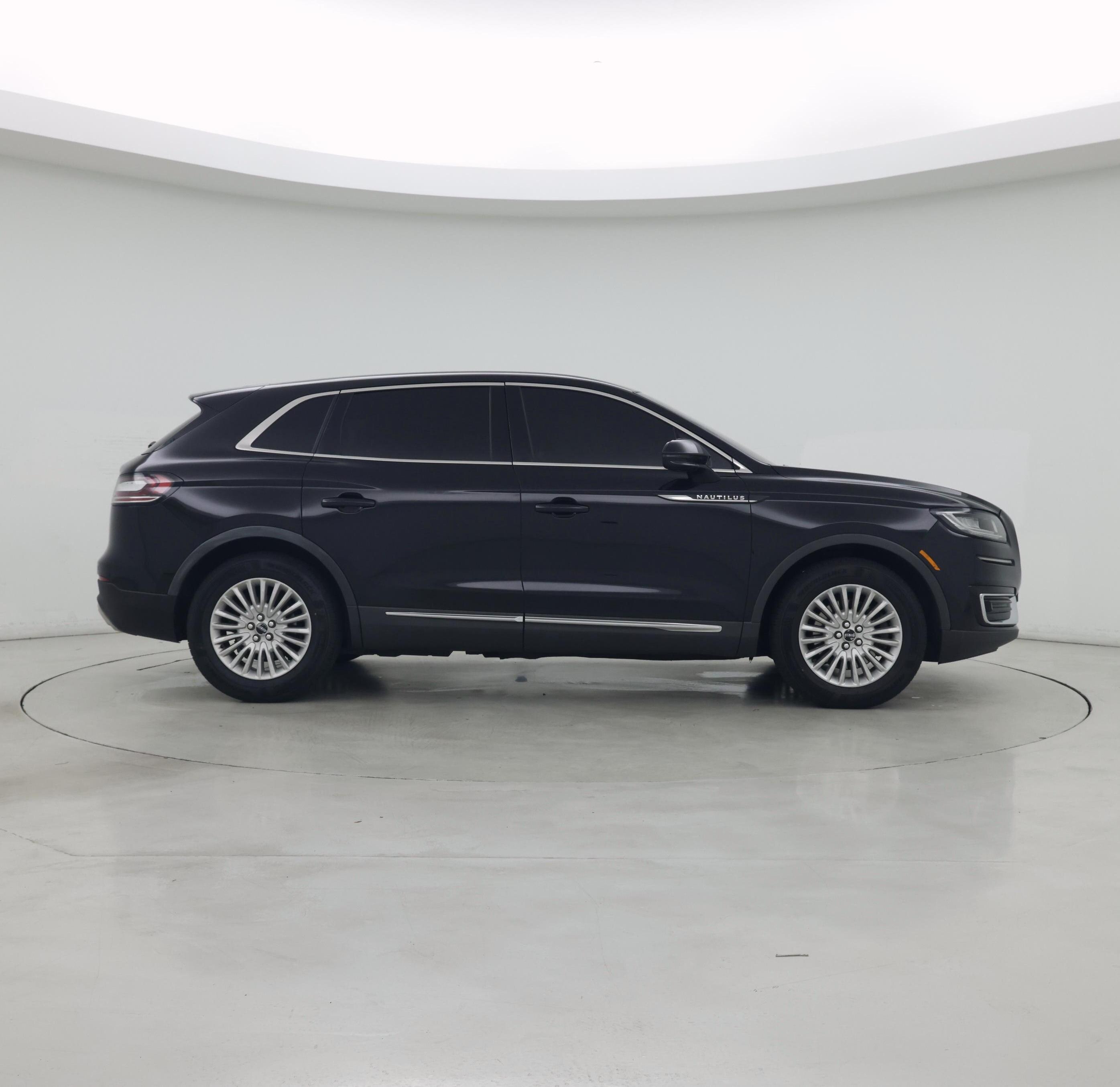 Thumbnail: 2019 Lincoln Nautilus - 7