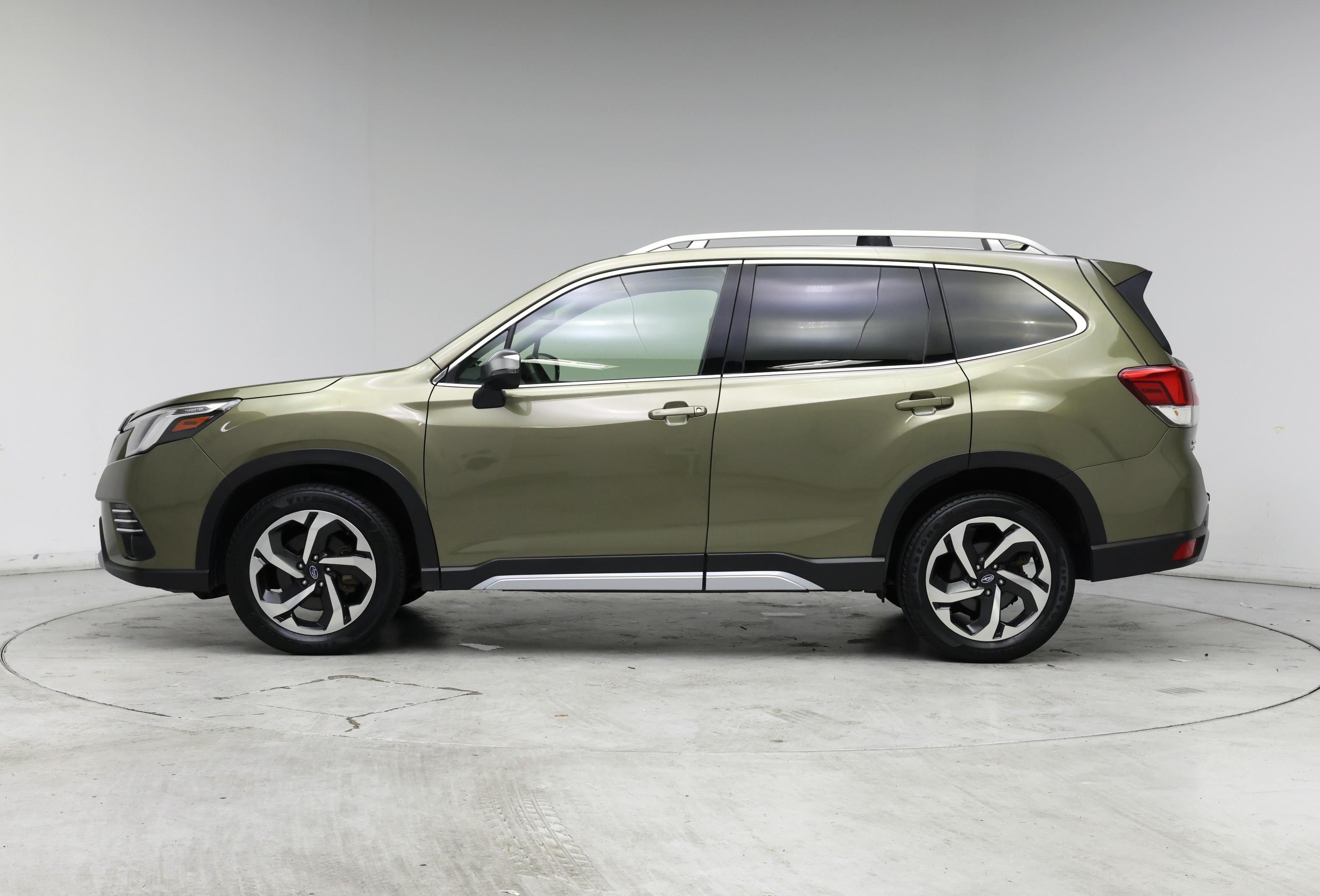Thumbnail: 2022 Subaru Forester - 3