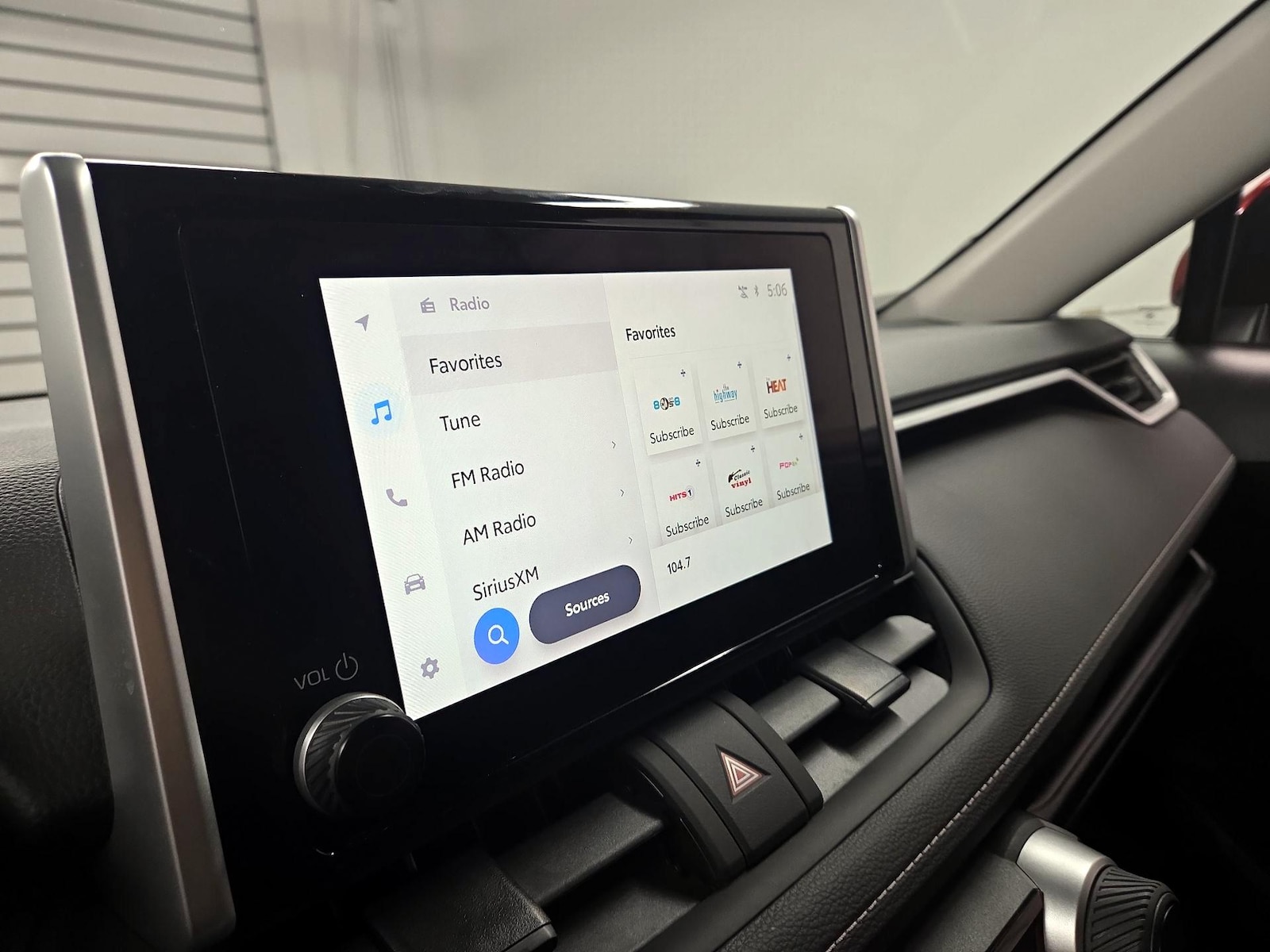 2025 Toyota RAV4 LE - Photo 14