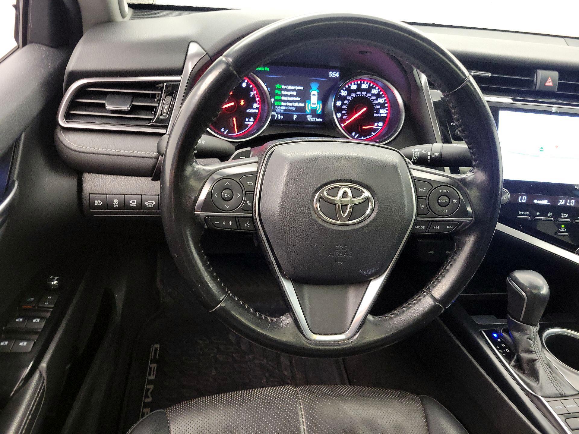 Thumbnail: 2020 Toyota Camry - 10