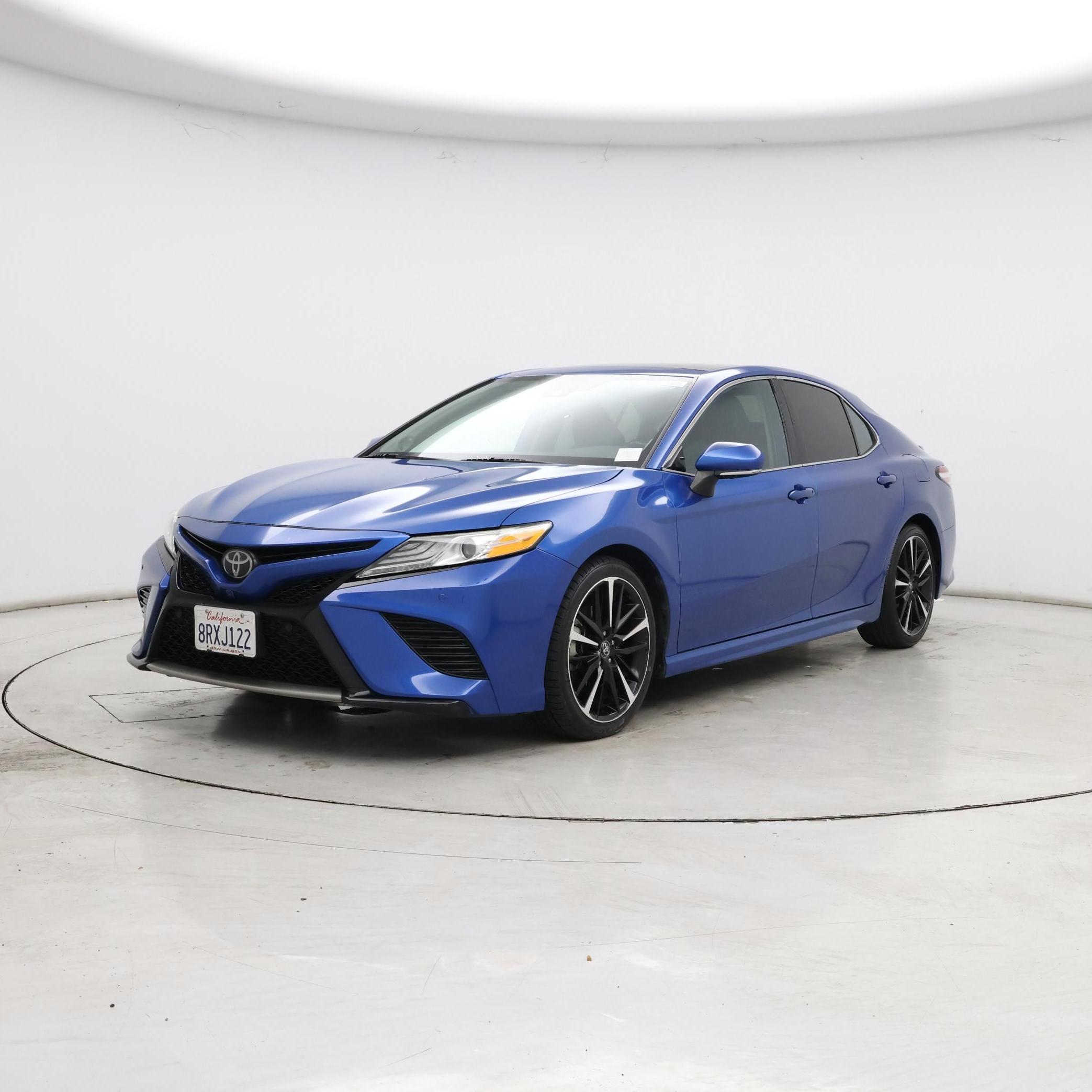 Thumbnail: 2020 Toyota Camry - 4