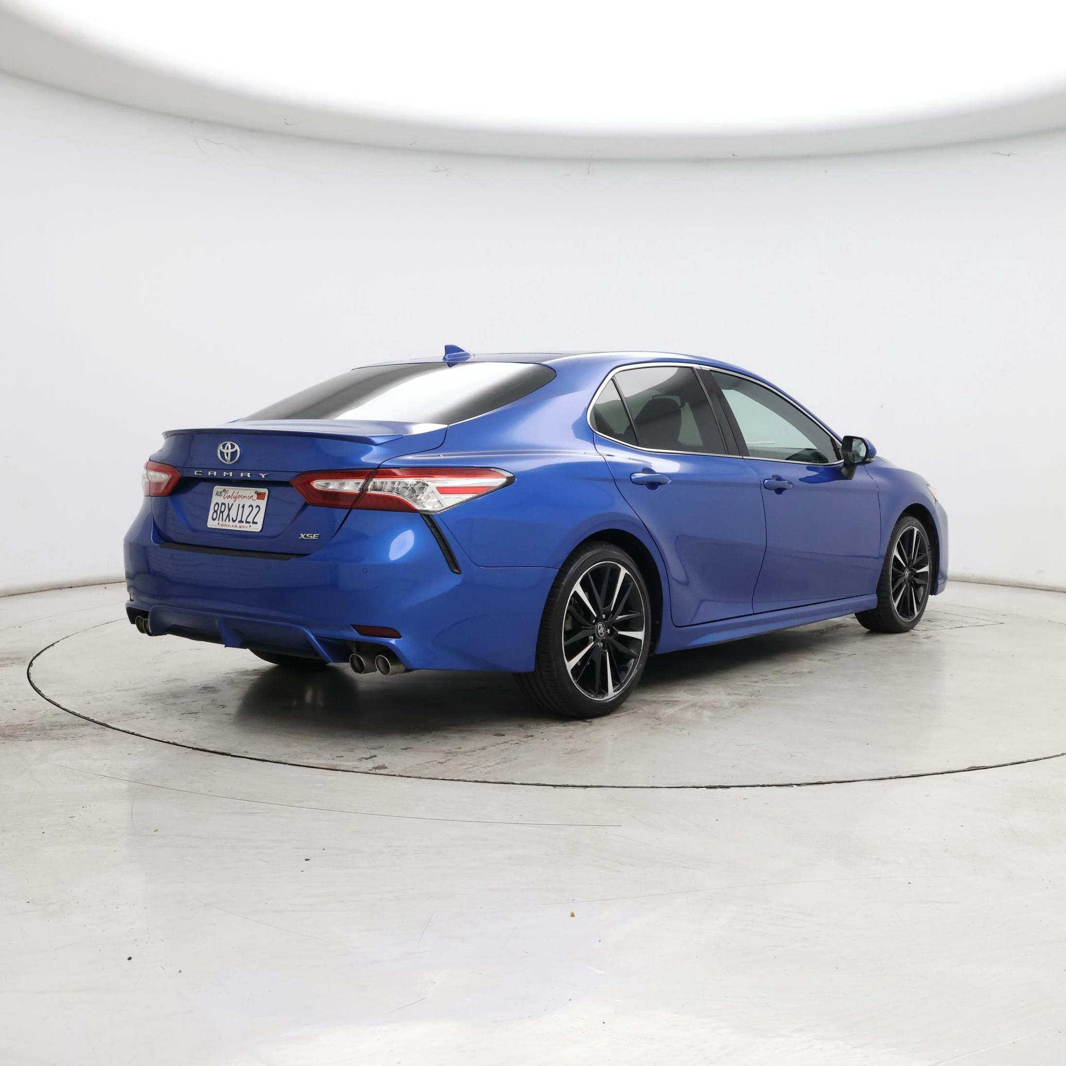 Thumbnail: 2020 Toyota Camry - 8
