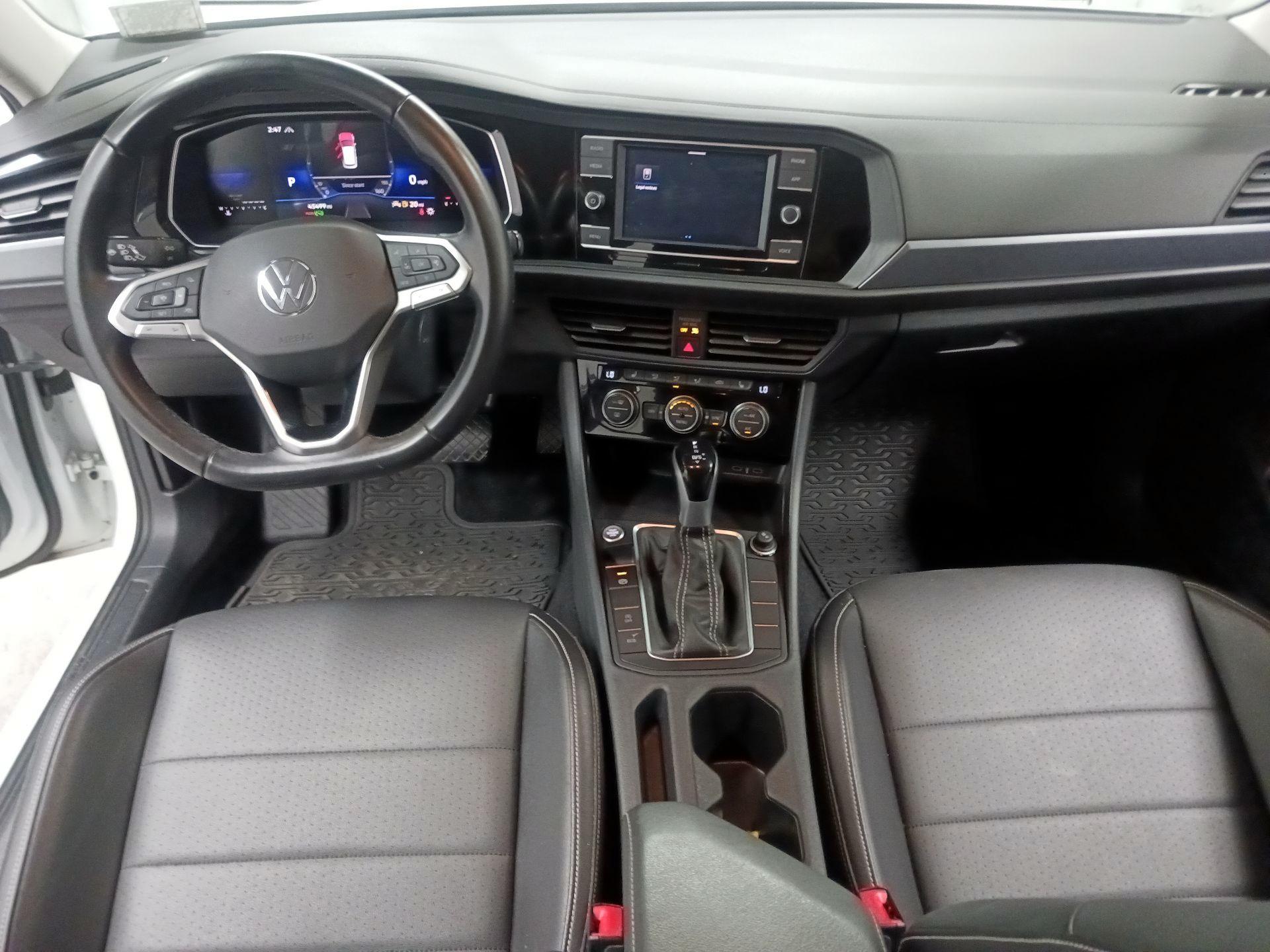 Thumbnail: 2023 Volkswagen Jetta - 9
