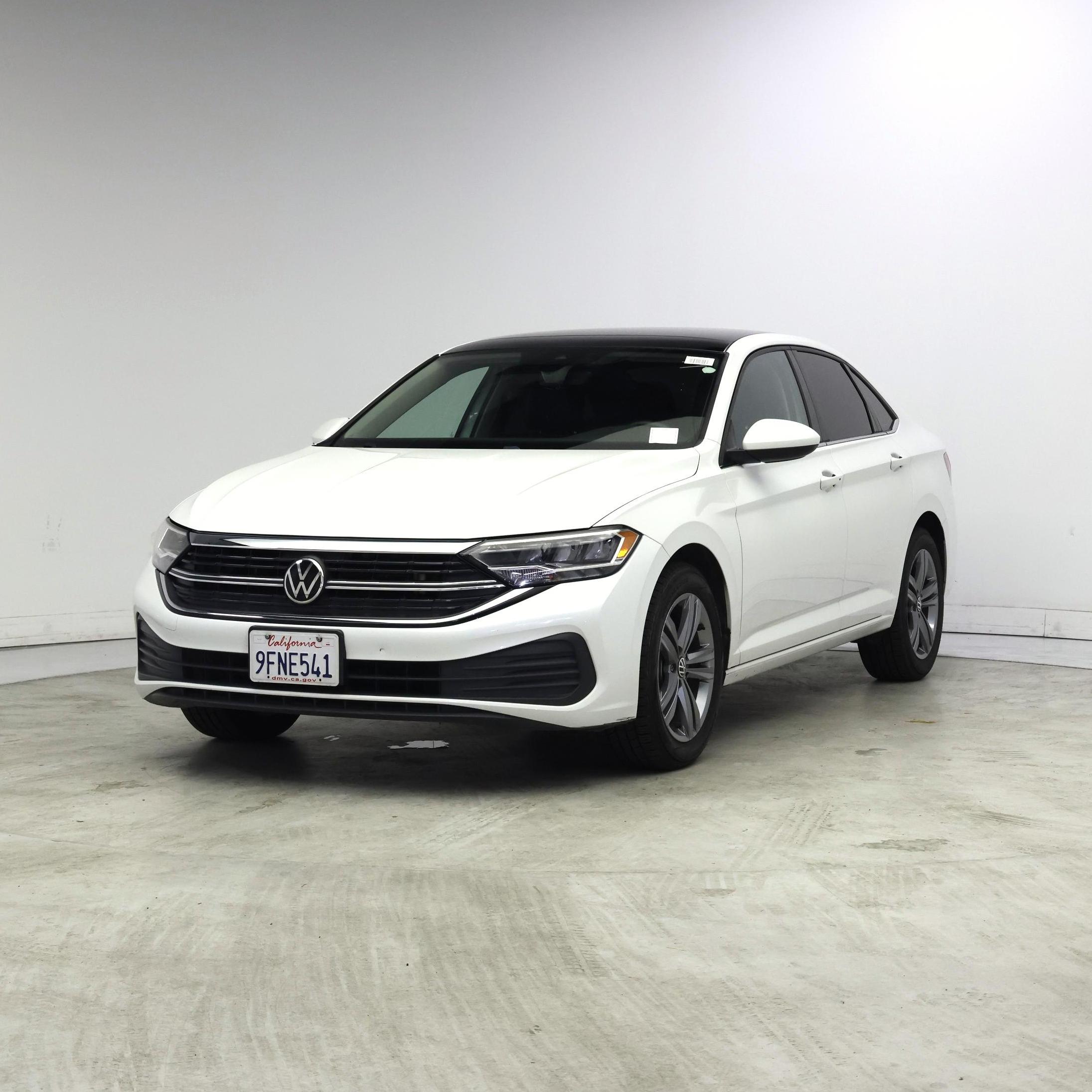 Thumbnail: 2023 Volkswagen Jetta - 4