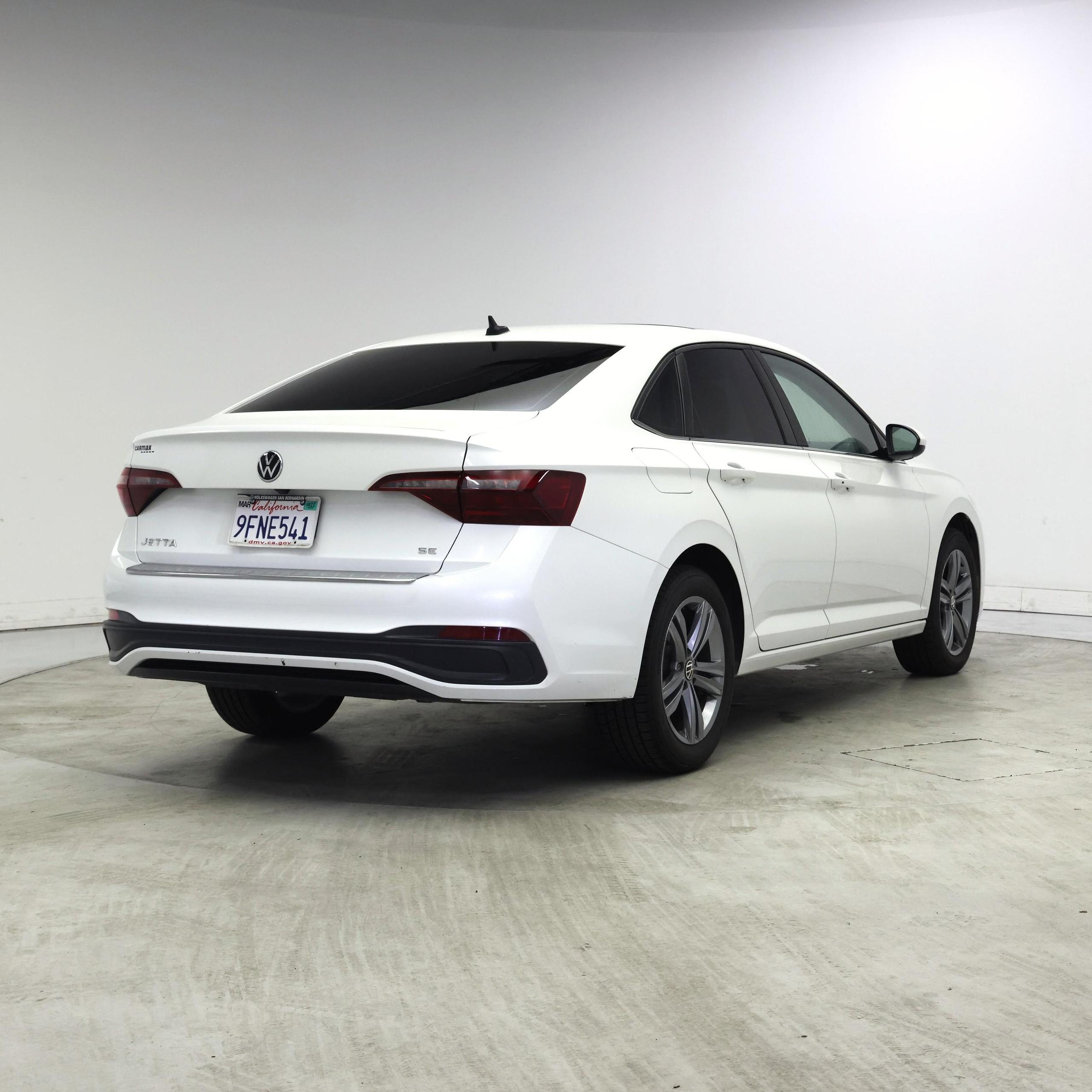Thumbnail: 2023 Volkswagen Jetta - 8