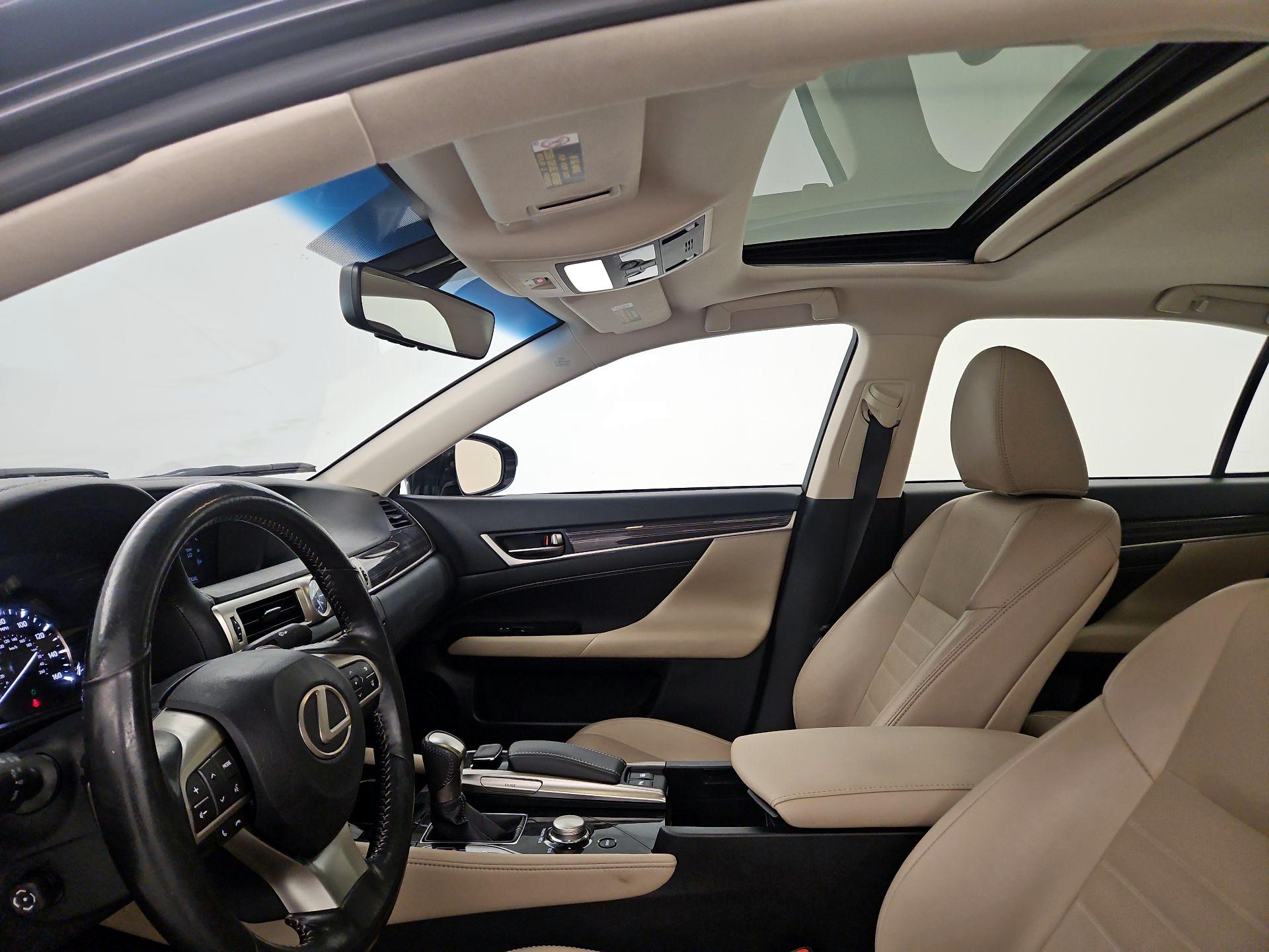 Thumbnail: 2016 Lexus GS - 18