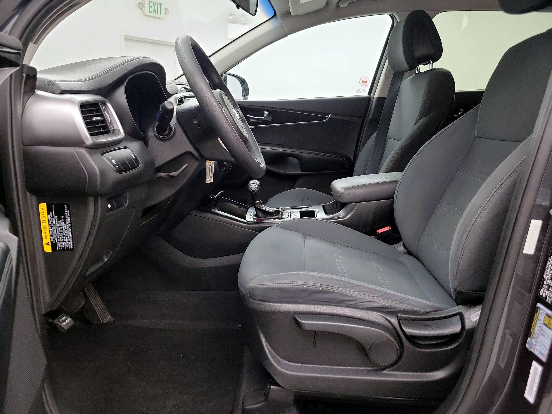 Thumbnail: 2016 Kia Sorento - 11