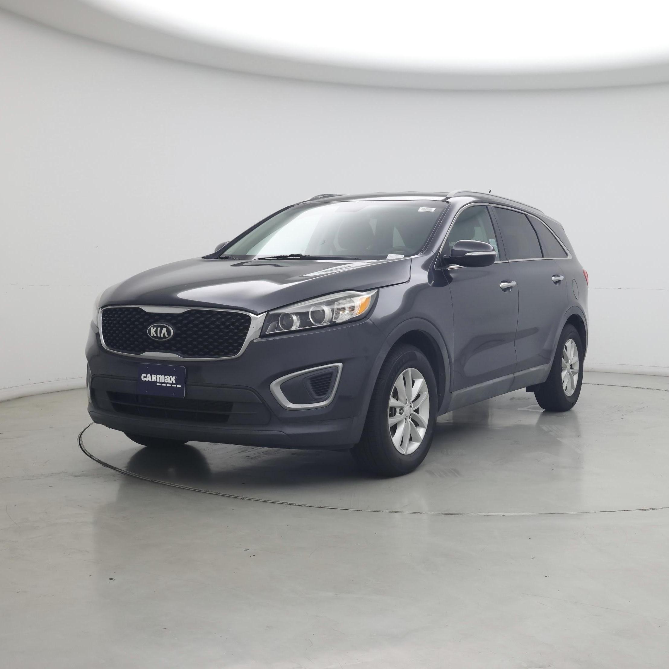 Thumbnail: 2016 Kia Sorento - 4