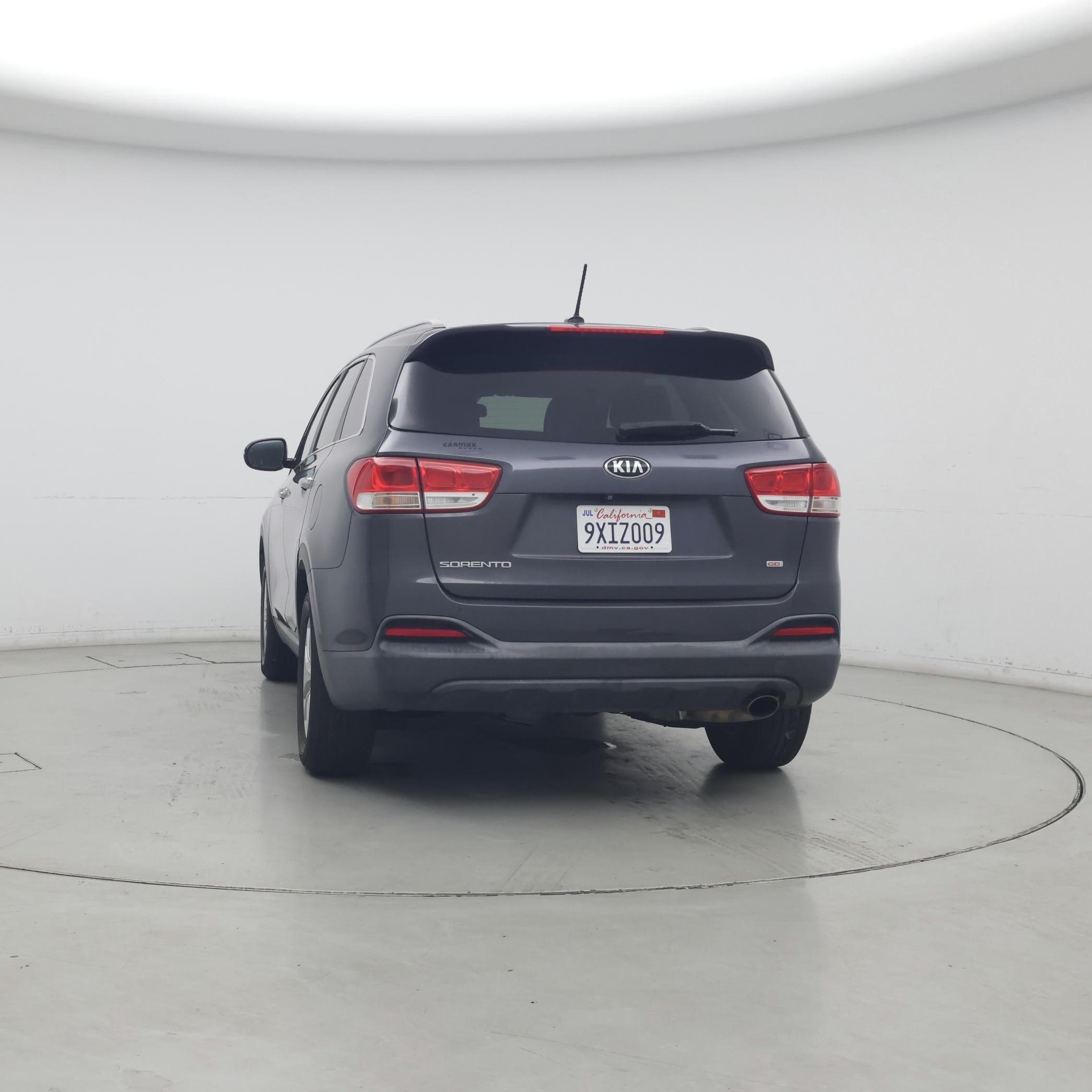 Thumbnail: 2016 Kia Sorento - 6
