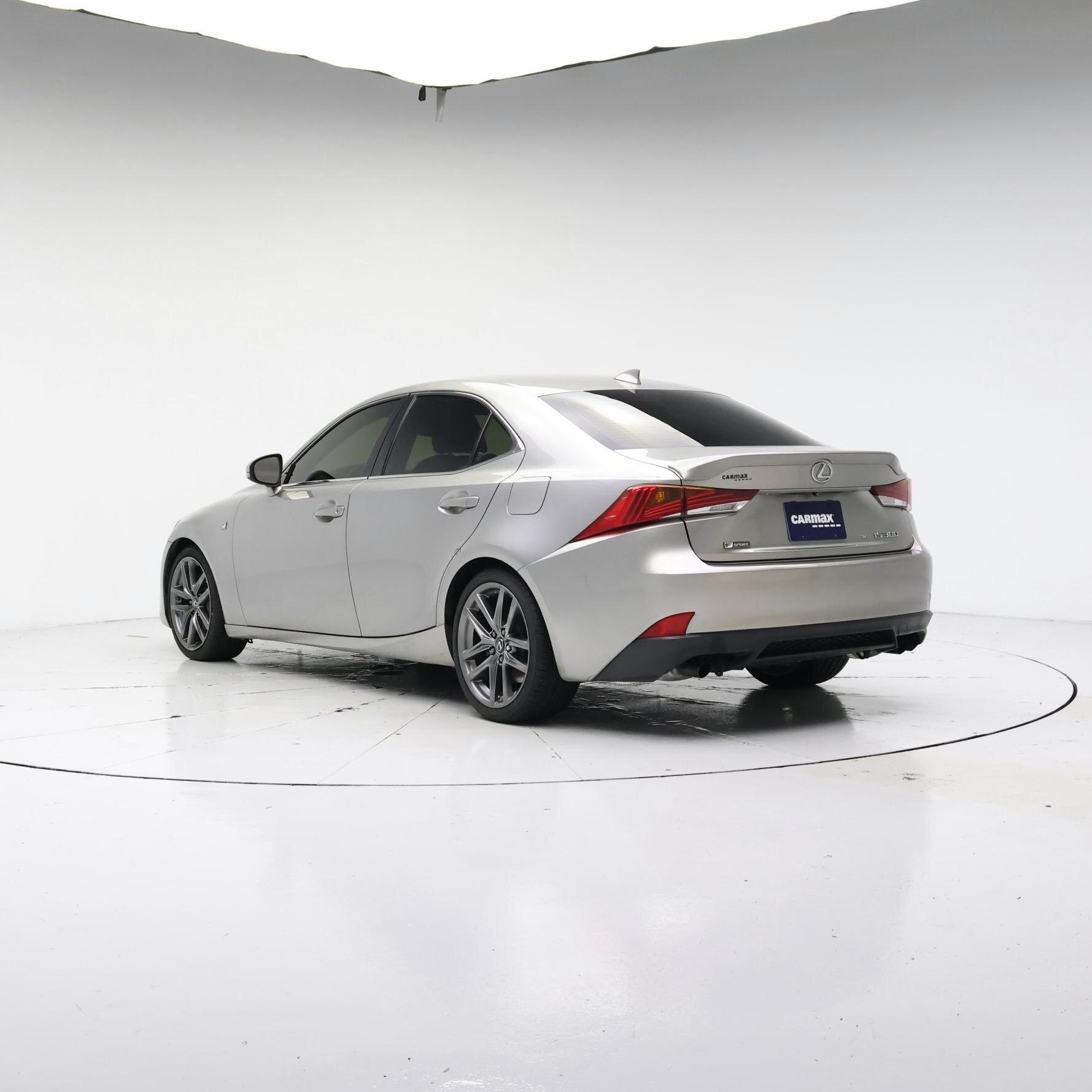 Thumbnail: 2019 Lexus IS - 2