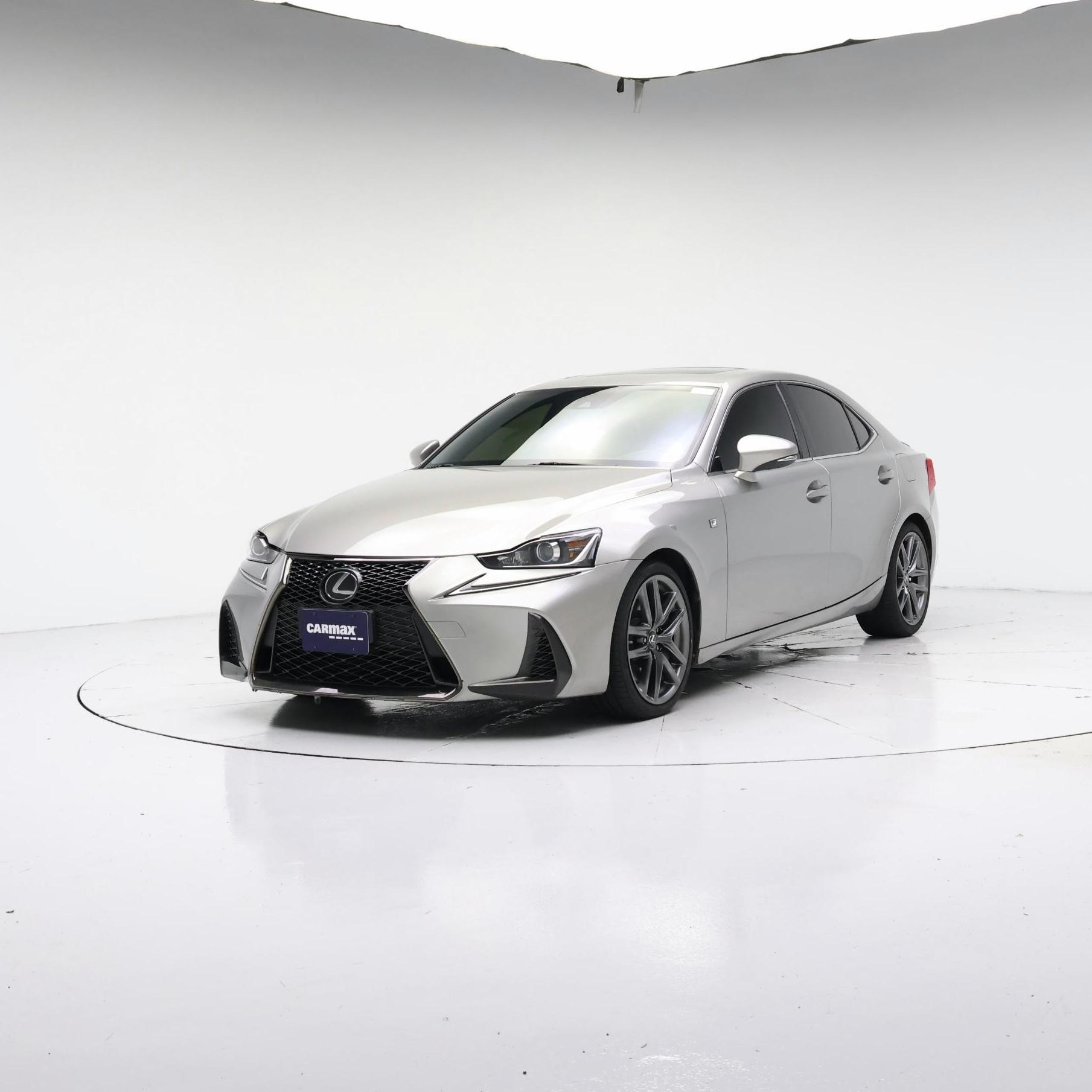 Thumbnail: 2019 Lexus IS - 4