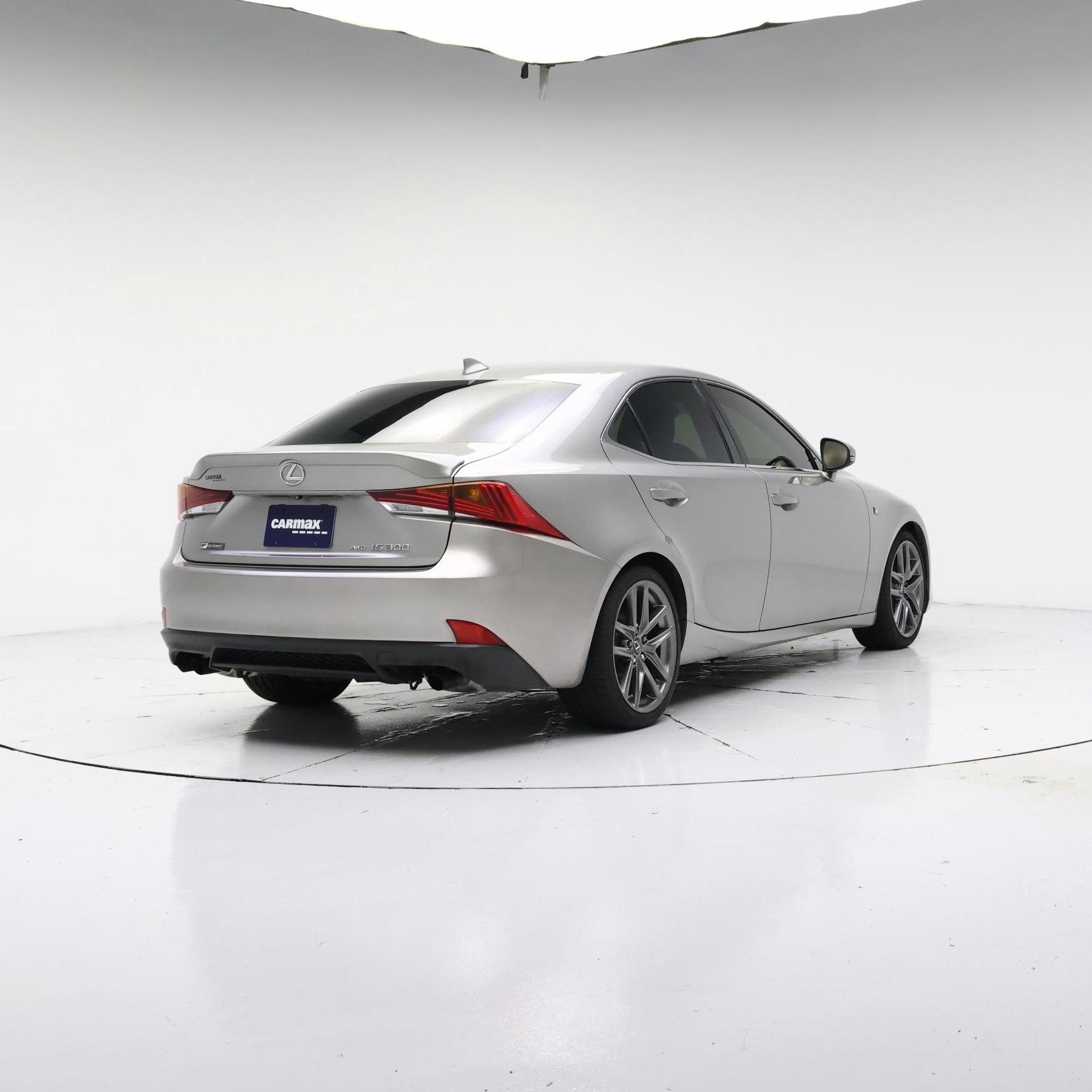 Thumbnail: 2019 Lexus IS - 8