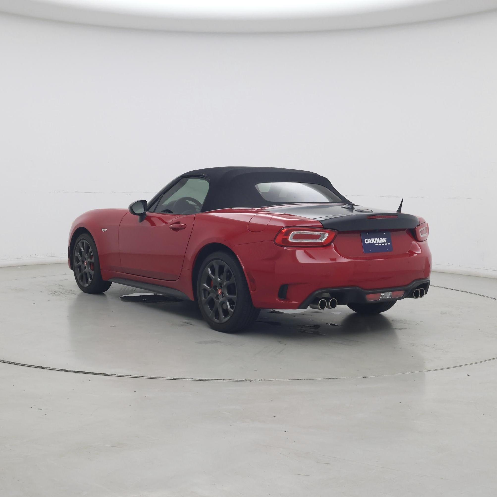 Thumbnail: 2019 Fiat 124 Spider - 2