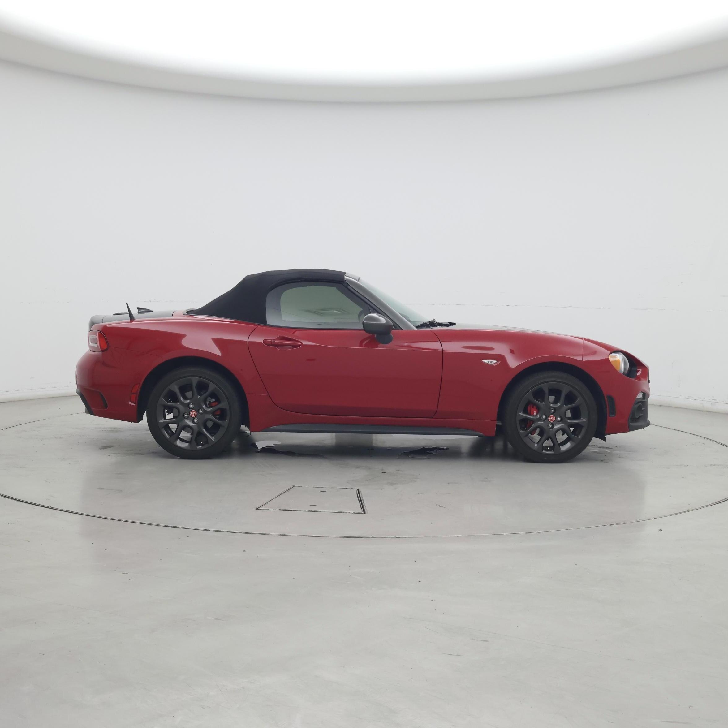 Thumbnail: 2019 Fiat 124 Spider - 7